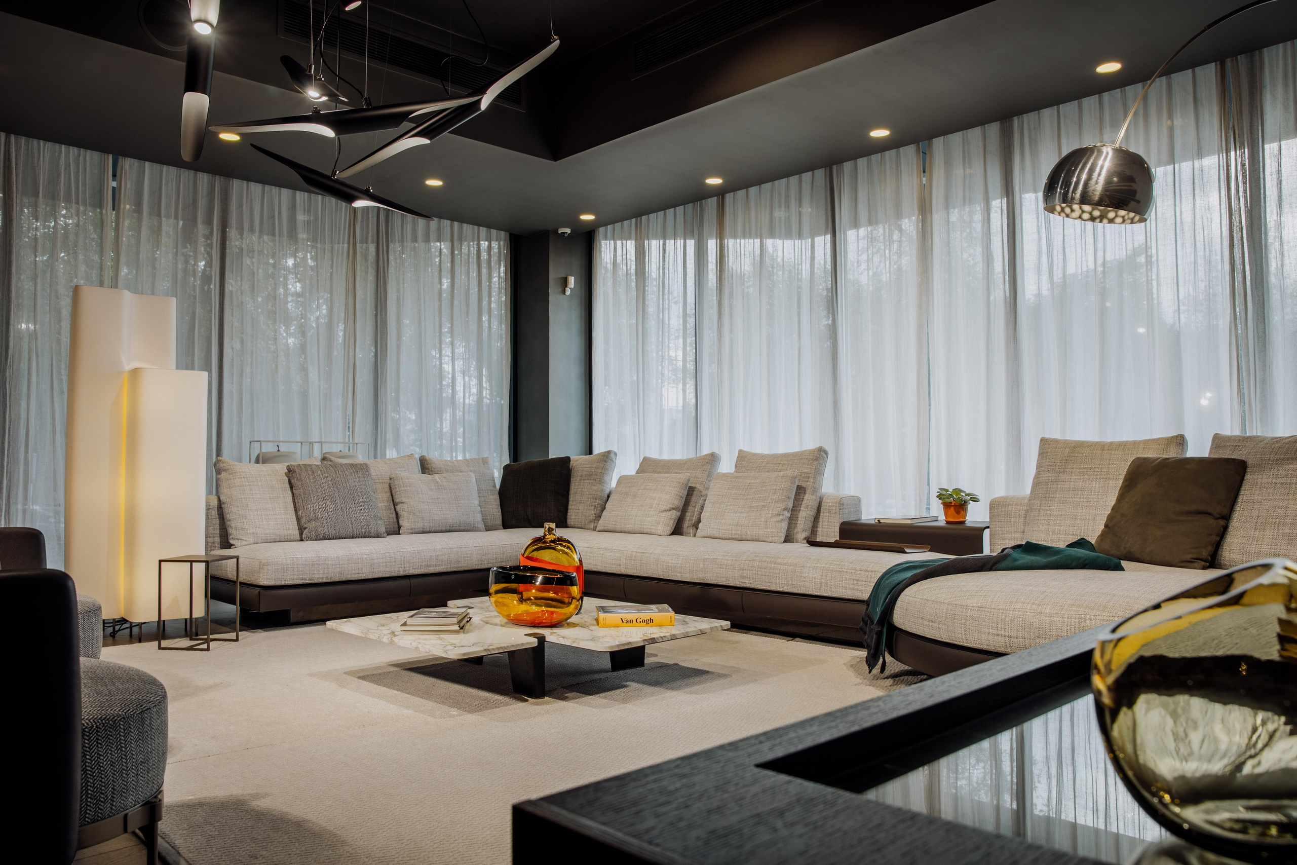 Предметы интерьера. Репортажный фотограф в Алмате Чумаков Георгий