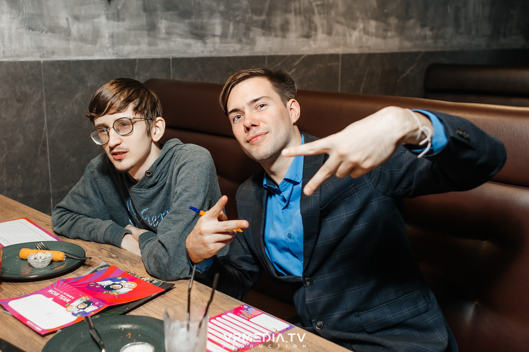 WoW QuiZ в баре «Друзья»