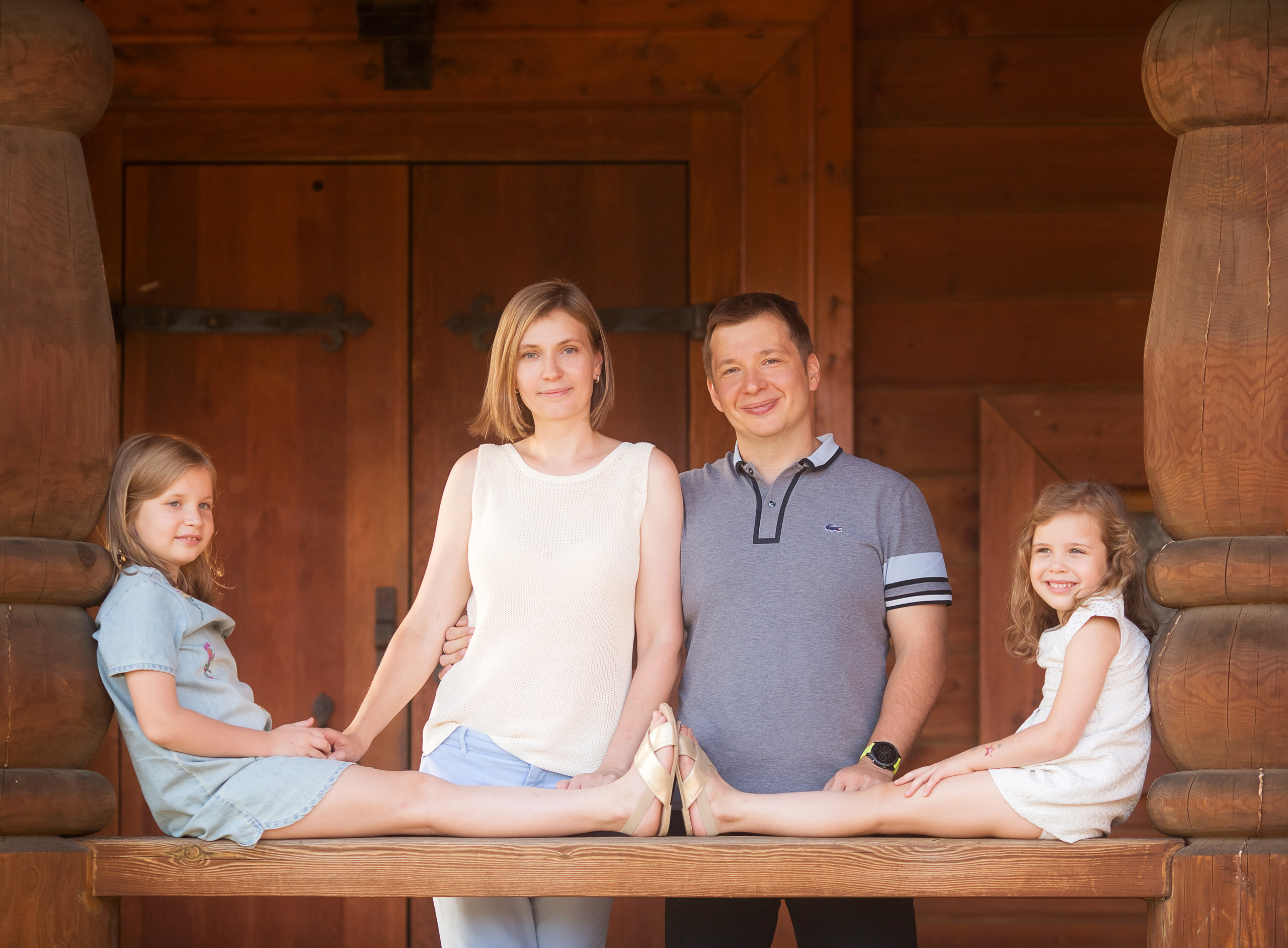 4 фотосессии одной семьи. Зима, весна, лето и осень. צלם ואמן ילדים ומשפחה