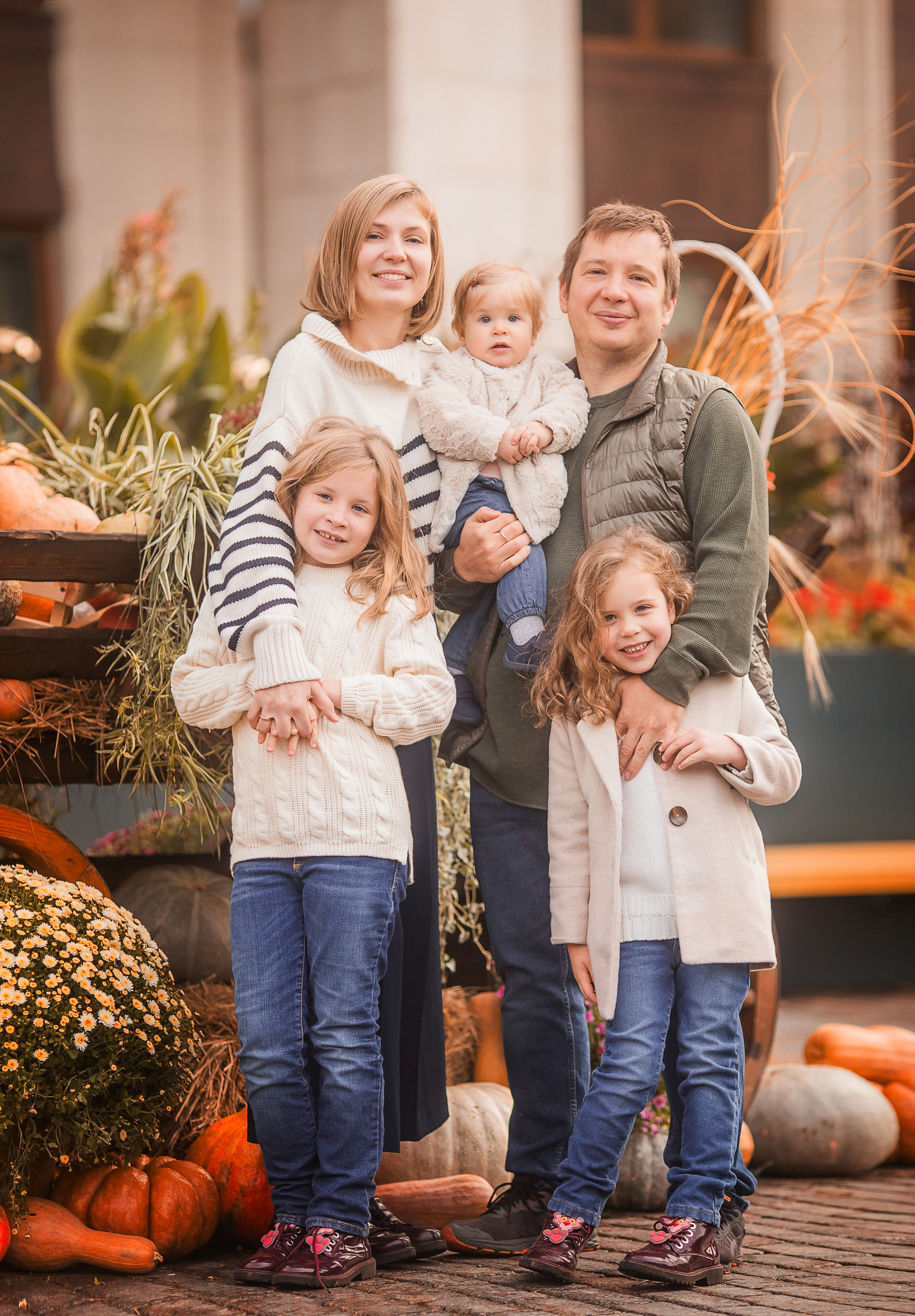 4 фотосессии одной семьи. Зима, весна, лето и осень. צלם ואמן ילדים ומשפחה