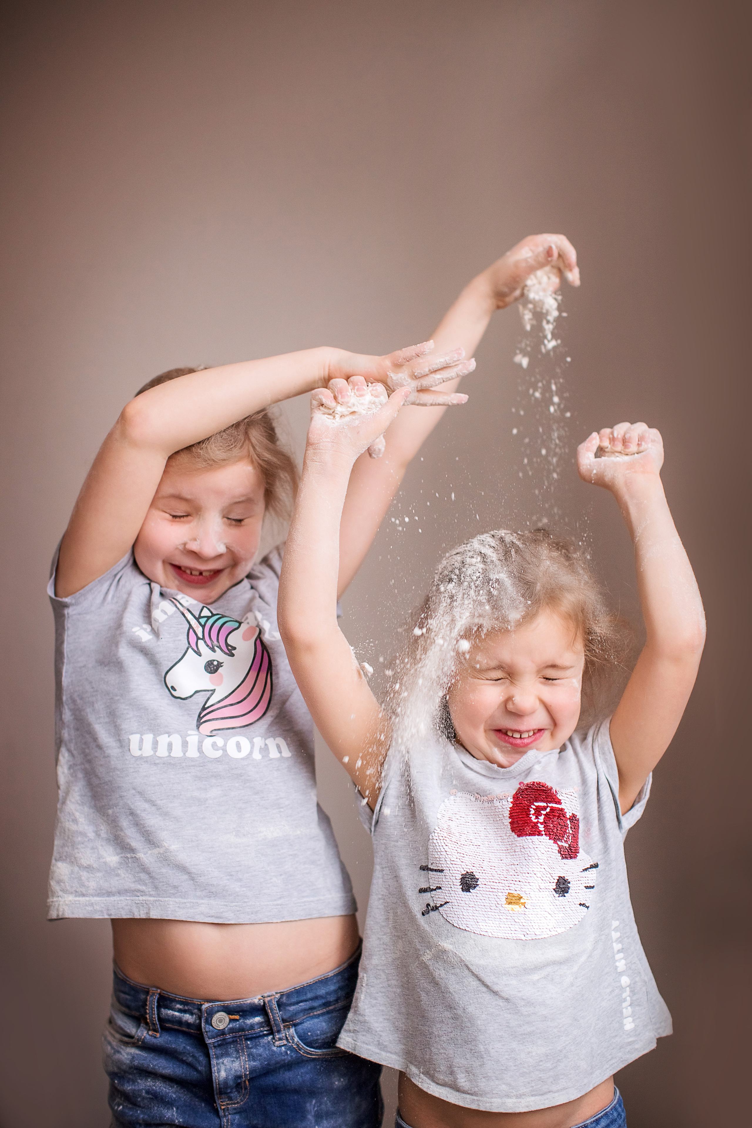 4 фотосессии одной семьи. Зима, весна, лето и осень. צלם ואמן ילדים ומשפחה