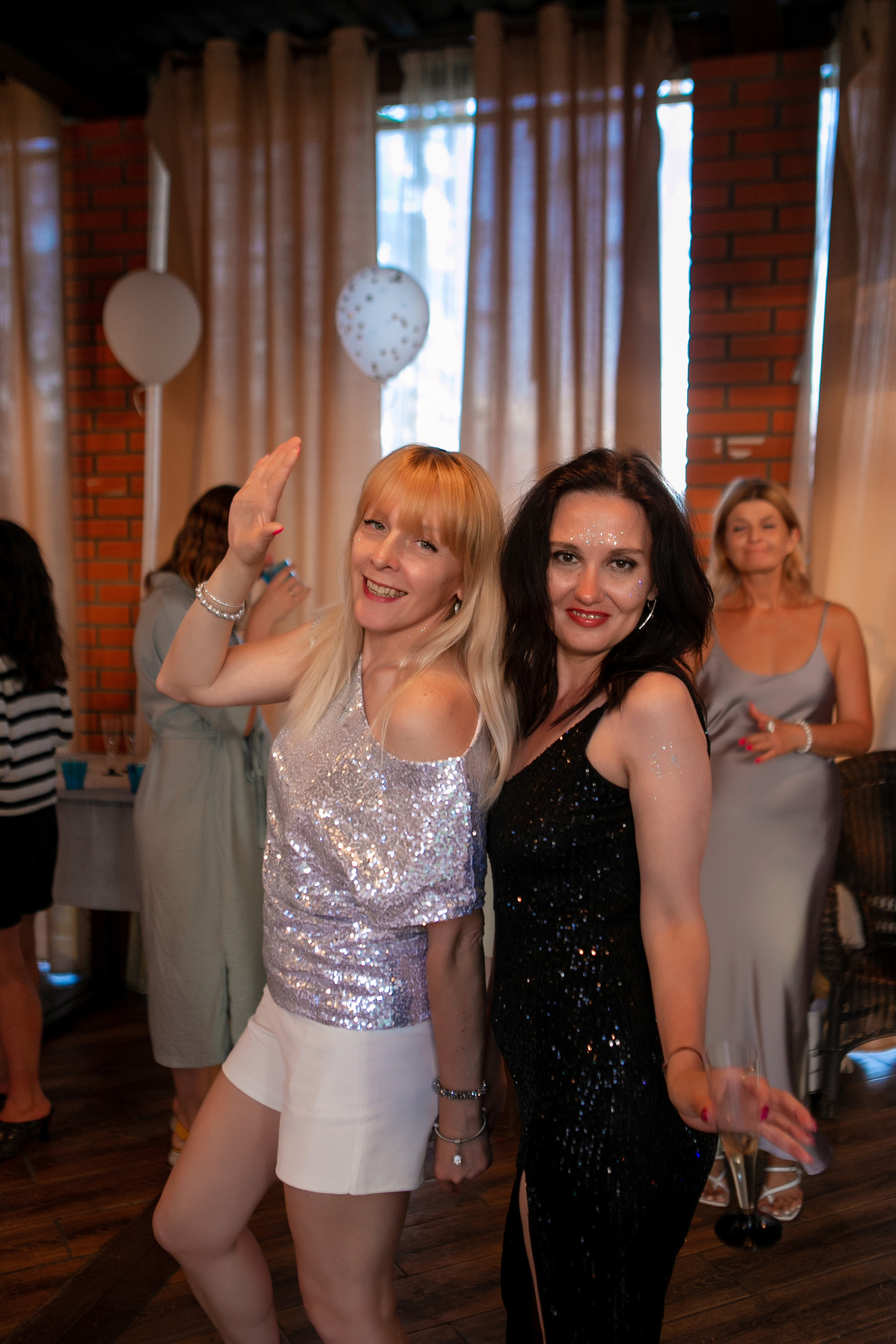 Репортаж с вечеринки в яхт клубе. Главная