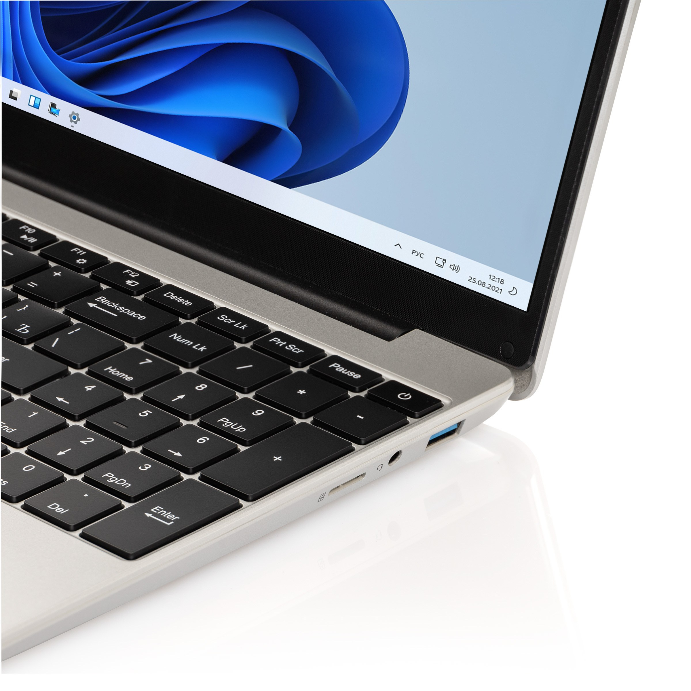 Детализация клавиатуры ноутбука | Фото для сайта производителя