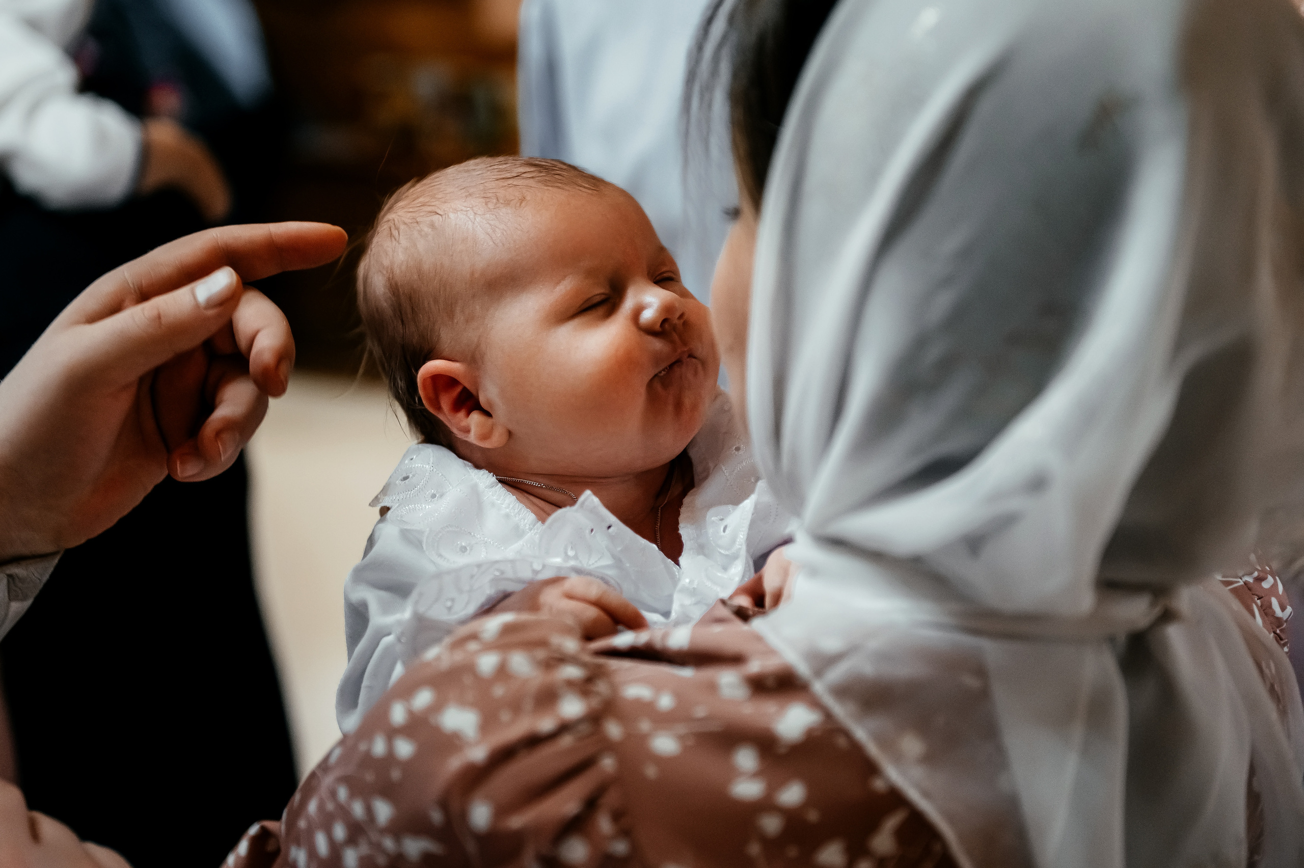 Екатерина, Храм страстотерпца царя Николая пос. Чкаловский. Свадебный и семейный фотограф Виктория Носачёва. Щелково, Москва и МО