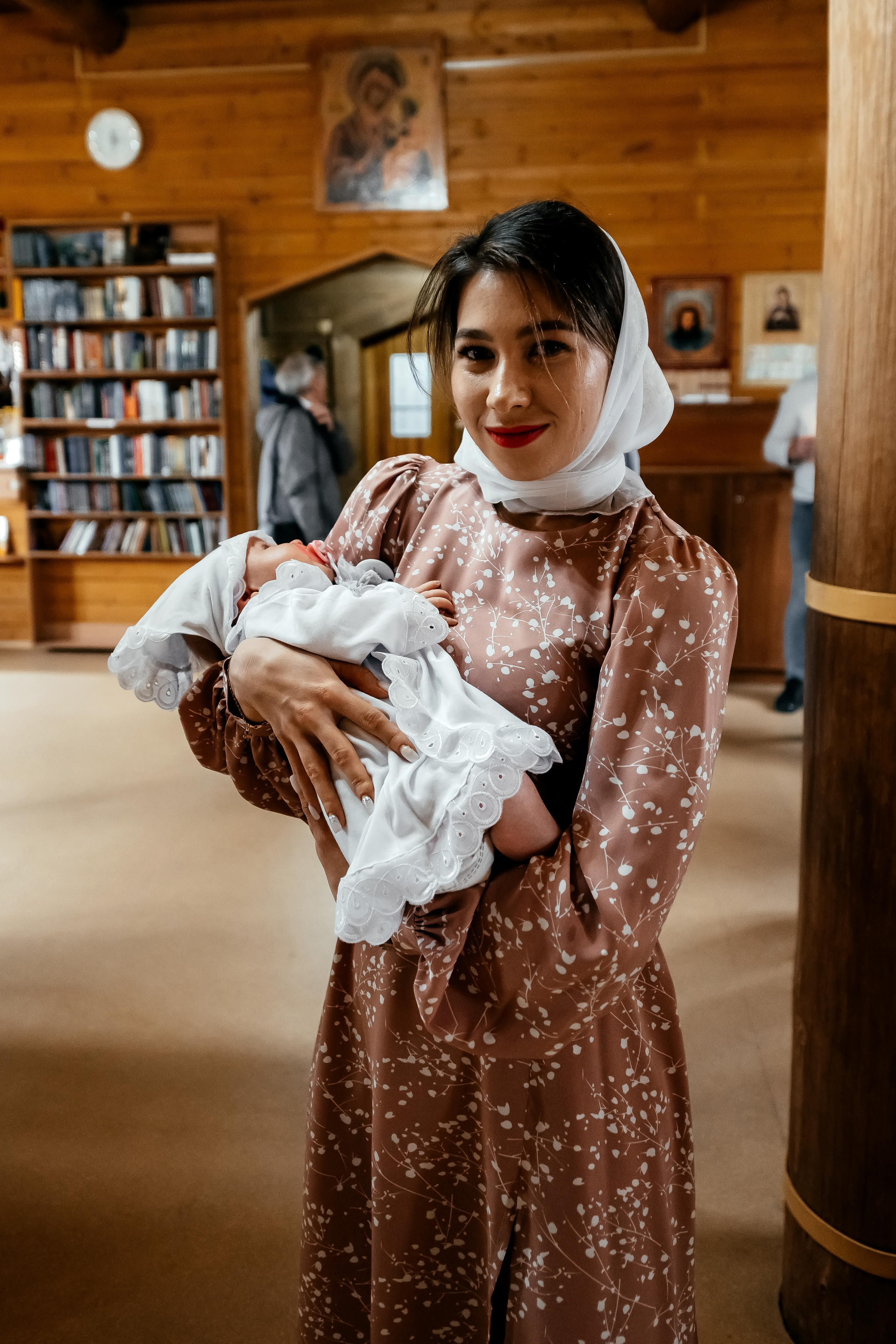 Екатерина, Храм страстотерпца царя Николая пос. Чкаловский. Свадебный и семейный фотограф Виктория Носачёва. Щелково, Москва и МО