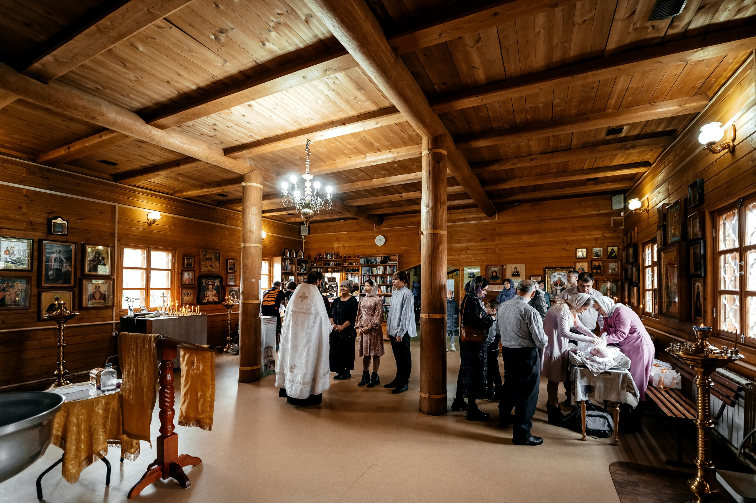 Екатерина, Храм страстотерпца царя Николая пос. Чкаловский. Свадебный и семейный фотограф Виктория Носачёва. Щелково, Москва и МО