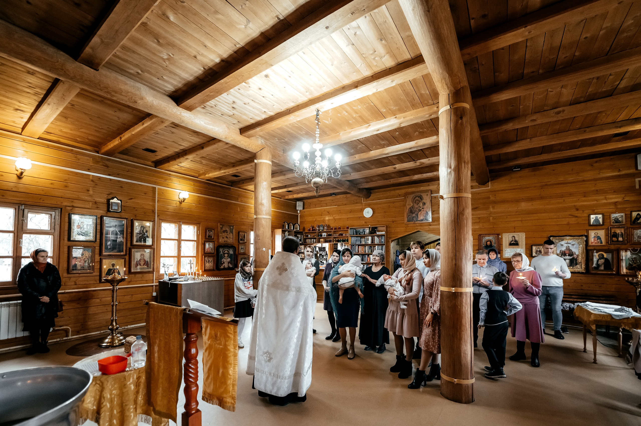 Екатерина, Храм страстотерпца царя Николая пос. Чкаловский. Свадебный и семейный фотограф Виктория Носачёва. Щелково, Москва и МО