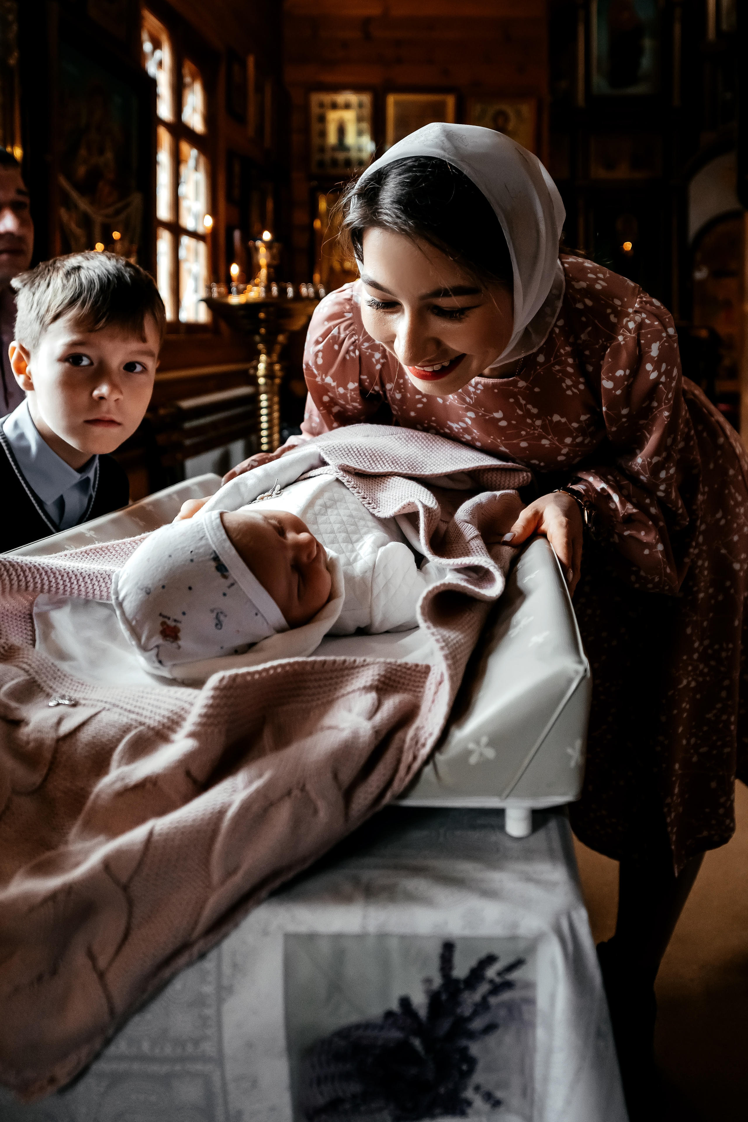 Екатерина, Храм страстотерпца царя Николая пос. Чкаловский. Свадебный и семейный фотограф Виктория Носачёва. Щелково, Москва и МО