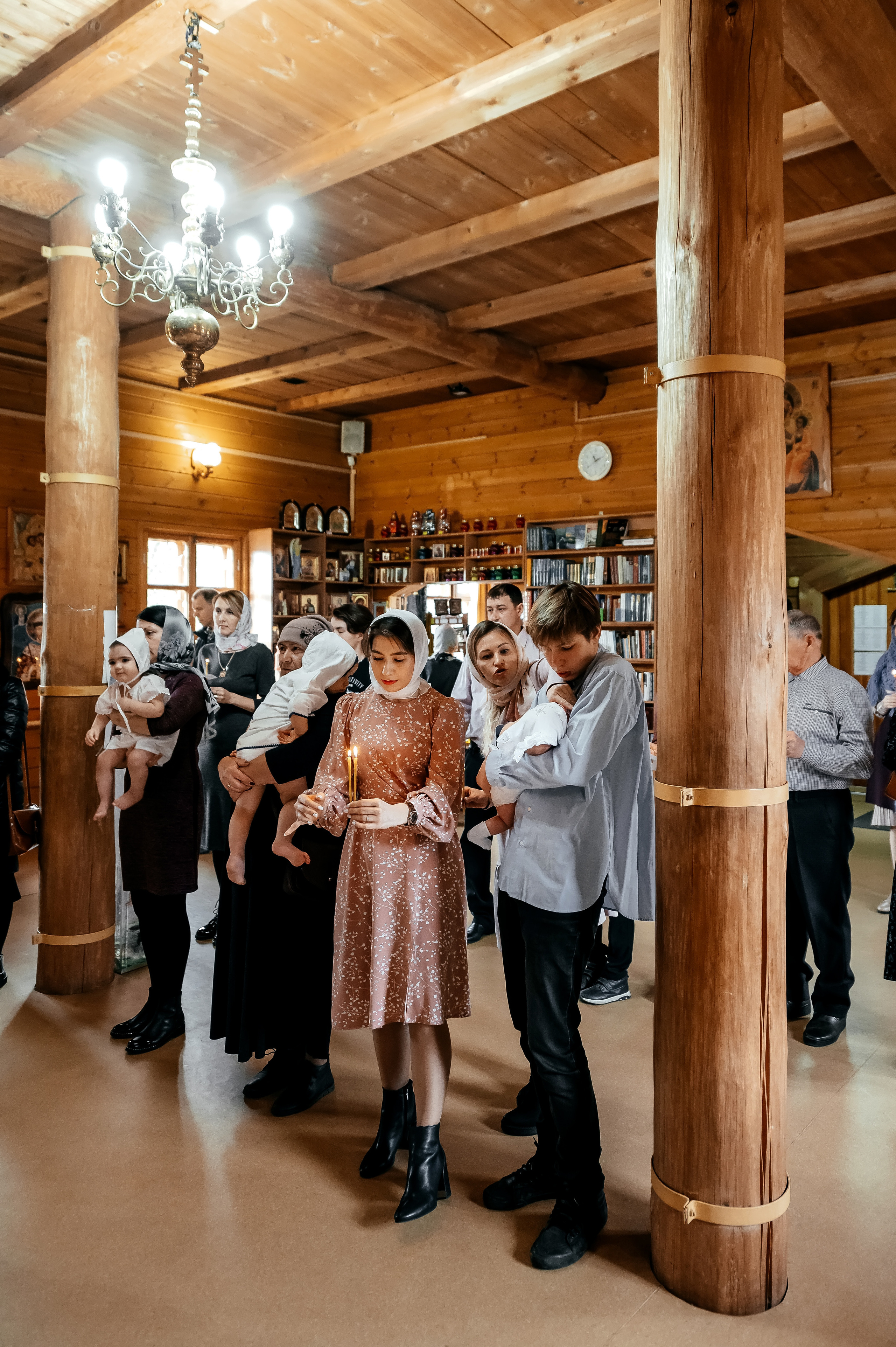 Екатерина, Храм страстотерпца царя Николая пос. Чкаловский. Свадебный и семейный фотограф Виктория Носачёва. Щелково, Москва и МО