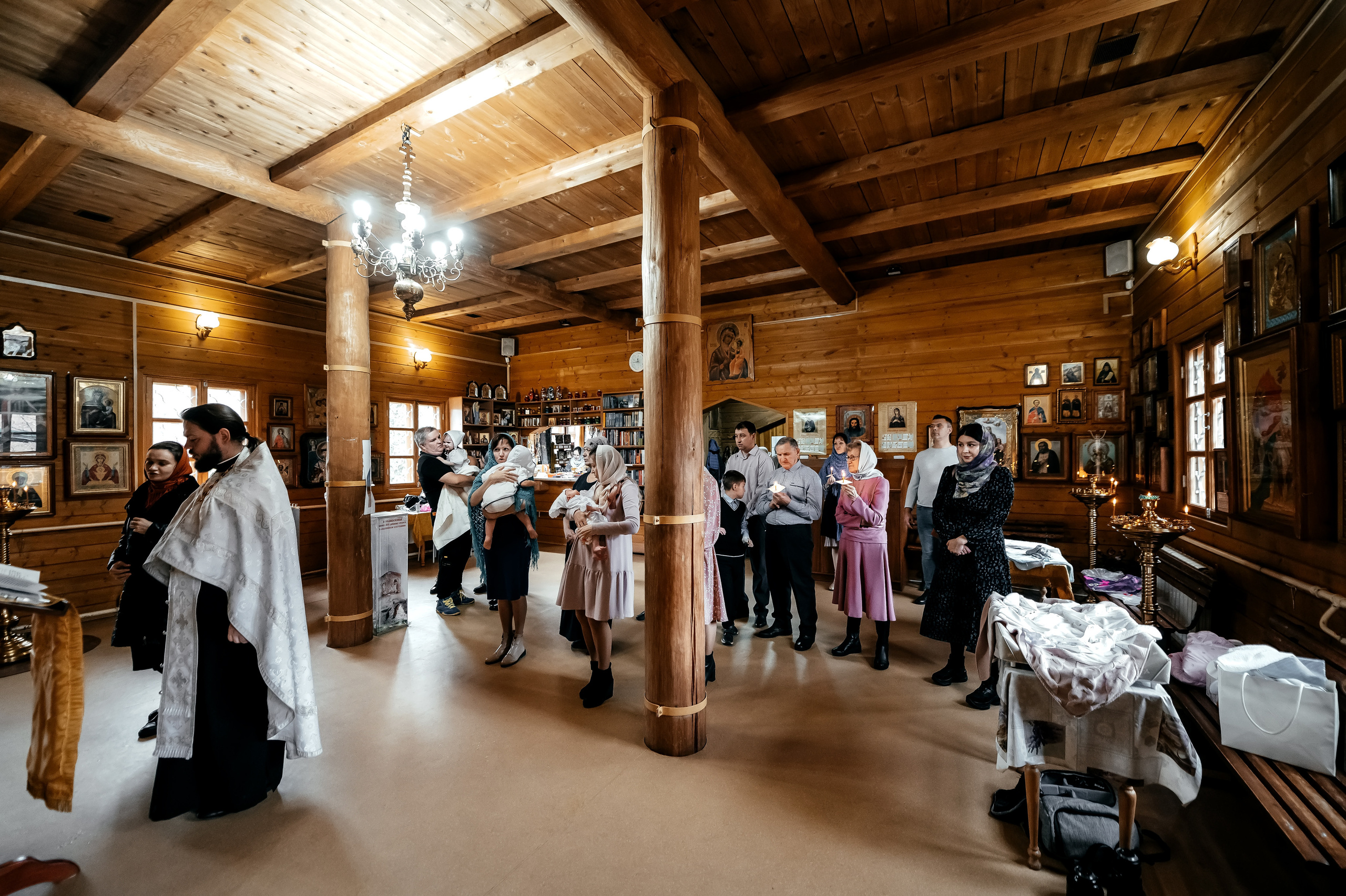 Екатерина, Храм страстотерпца царя Николая пос. Чкаловский. Свадебный и семейный фотограф Виктория Носачёва. Щелково, Москва и МО