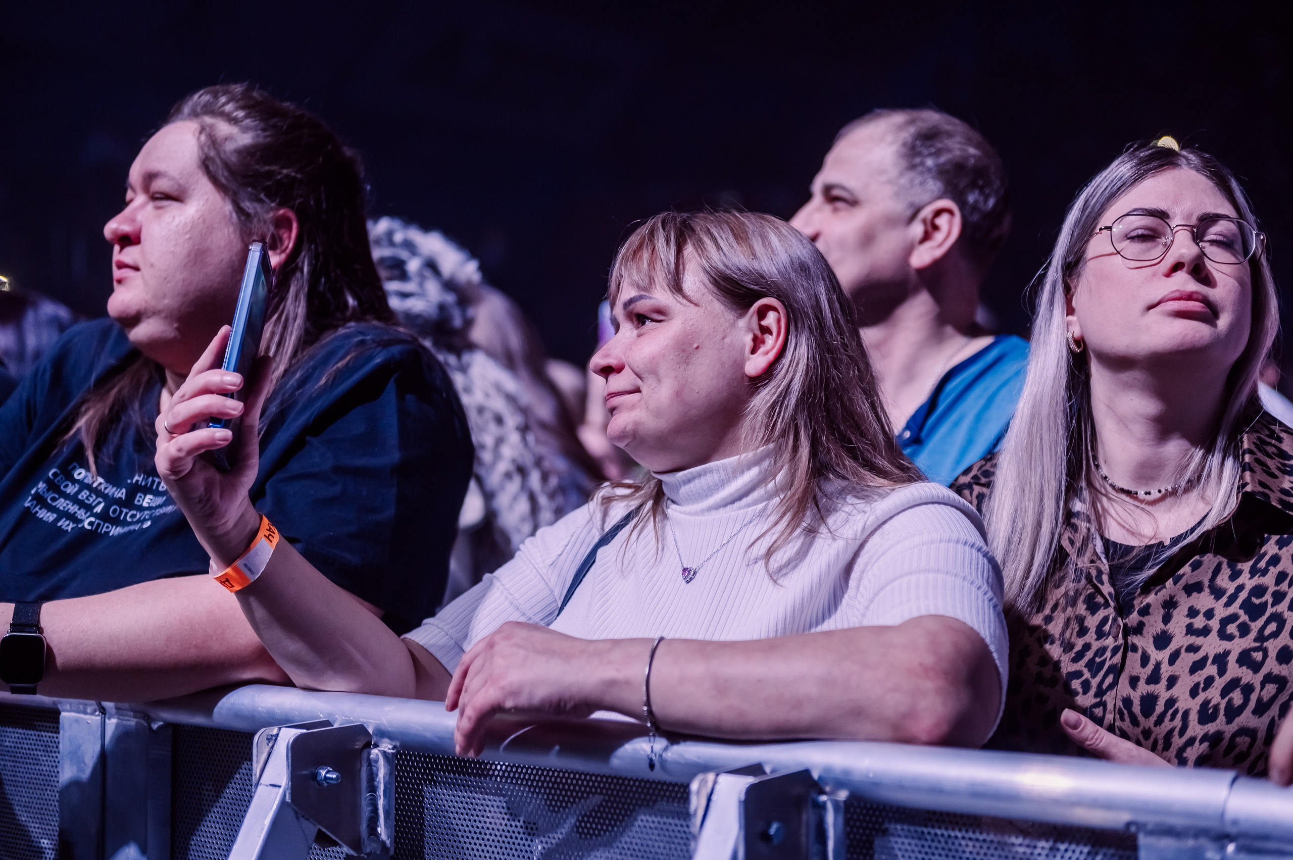 Дискач 90-х в Кемерово, СРК Арена. Детский фотограф, семейный фотограф и репортажи в Кемерово