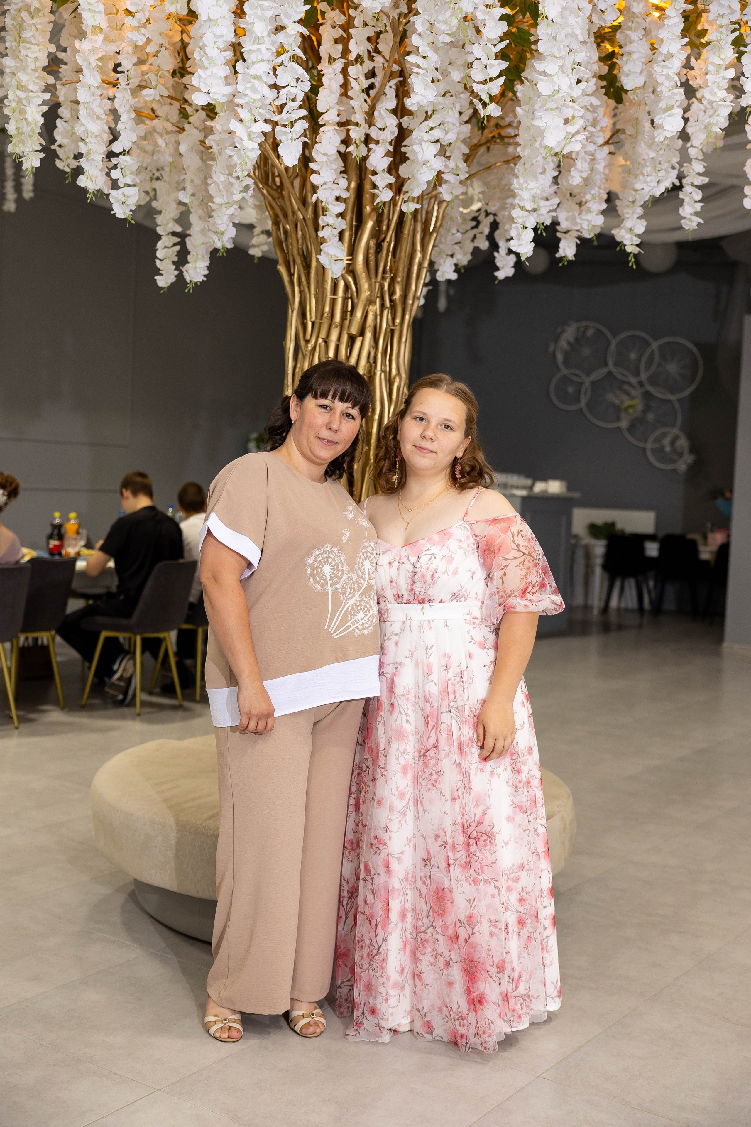 Школа 9 выпуск 2025. Выпускные альбомы в Краснодарском крае