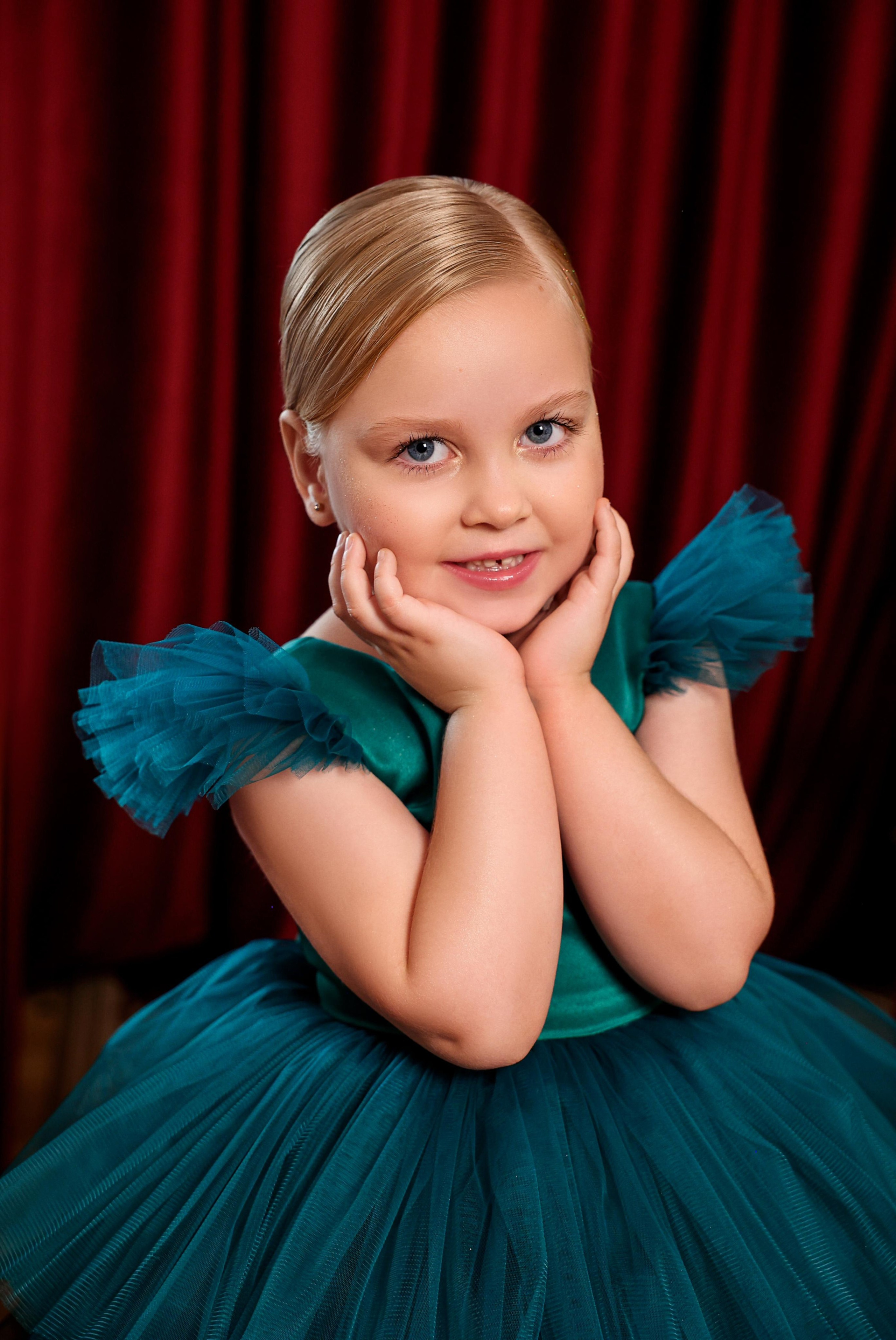 ALISA. Модельная студия MIA Models