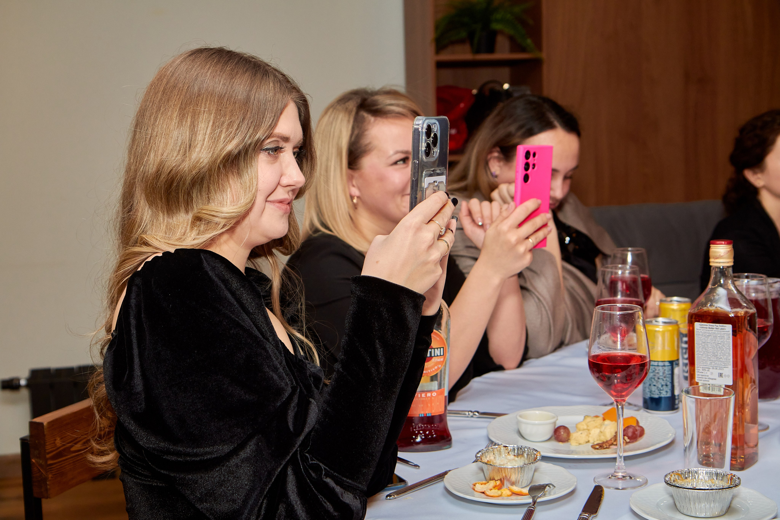 Новогодние корпоративы. Предметный и репортажный фотограф Алексей Кротов