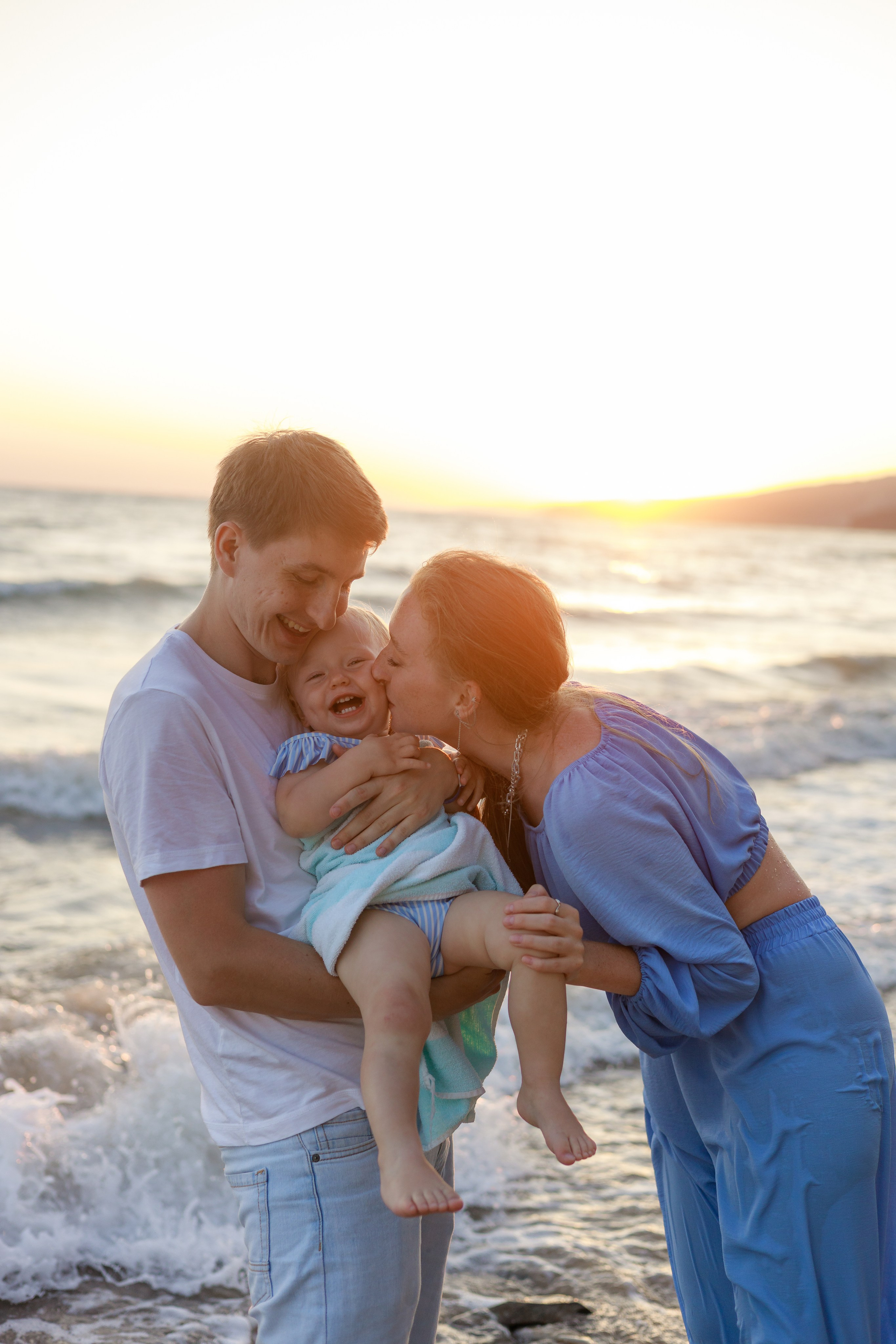 Антон, Катюша и Варечка