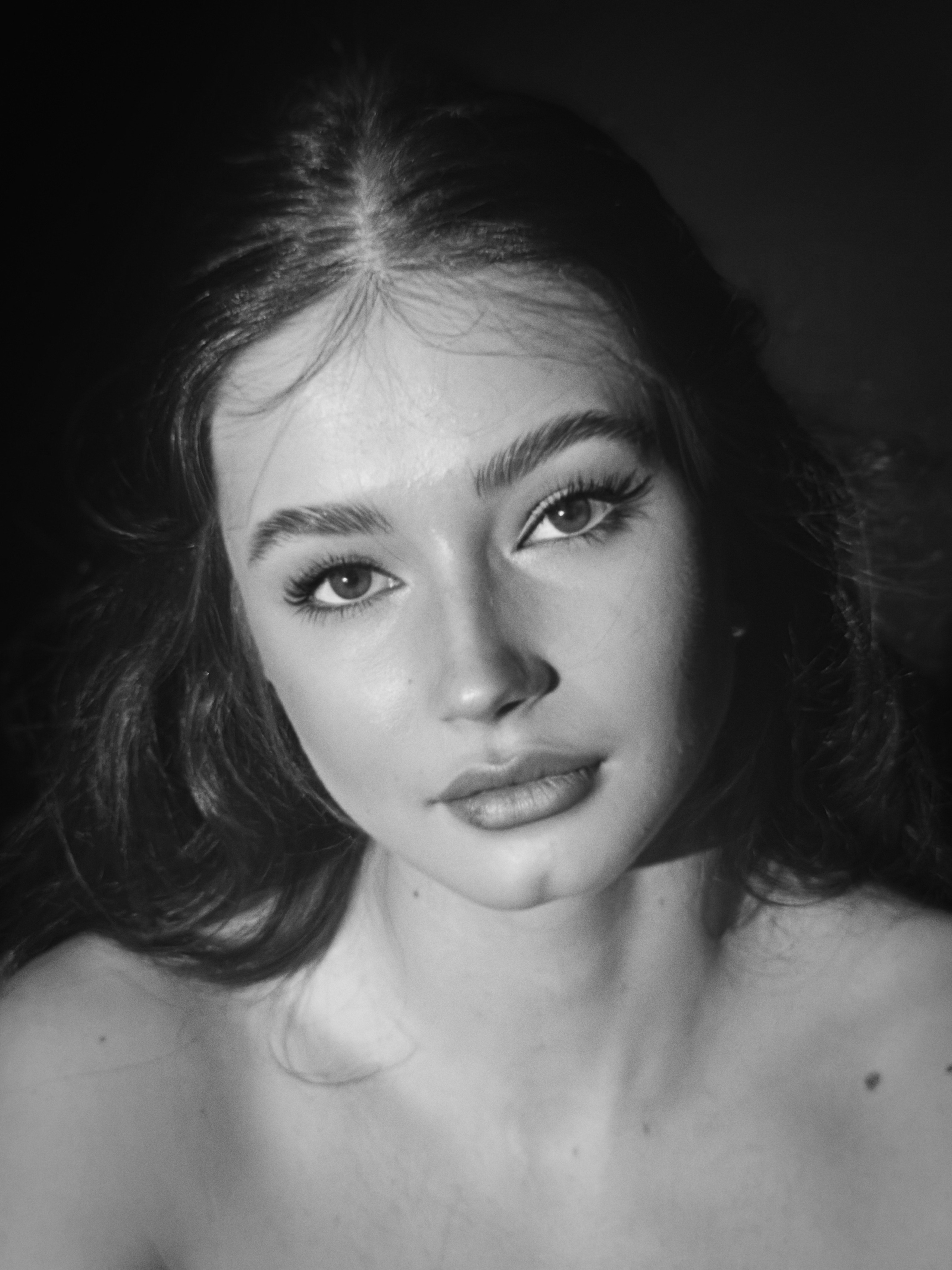 Виктория (ч/б). Мобильный фотограф Дмитрий Шпуров | KIREVAS