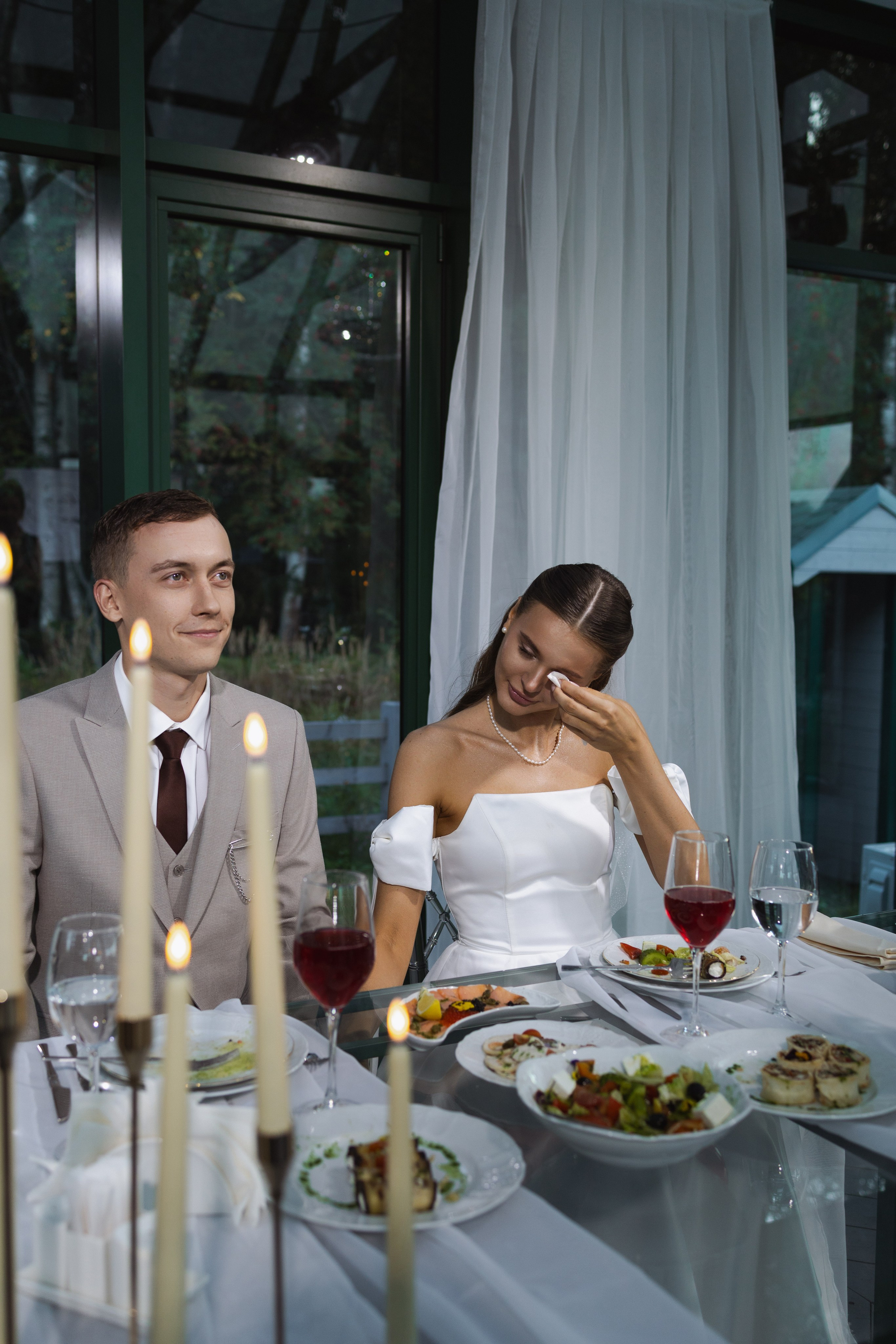 «как же тебя я люблю, сквозь ветер и дым сигарет!». Свадебный и портретный фотограф в Москве Анастасия Тихомирова