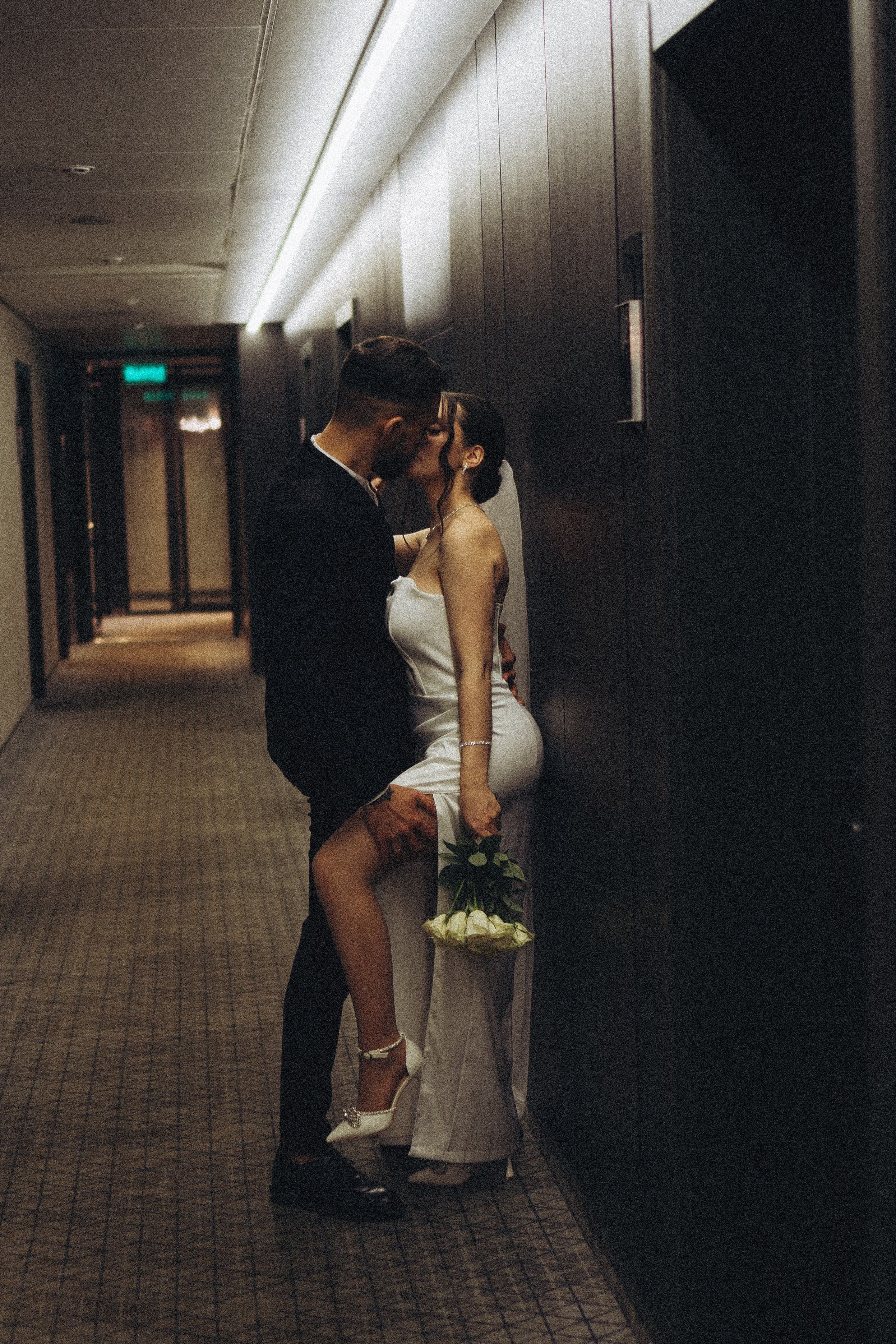 СВАДЕБНАЯ СЬЕМКА СБОРОВ ЖЕНИХА И НЕВЕСТЫ В ОТЕЛЕ И ТАКЖЕ ФОТОСЕССИИЯ В ОТЕЛЕЕ МЕГАПОЛИС БРЯНСК. Профессиональный фотограф, Санкт-Петербург — Виктория Богомолова