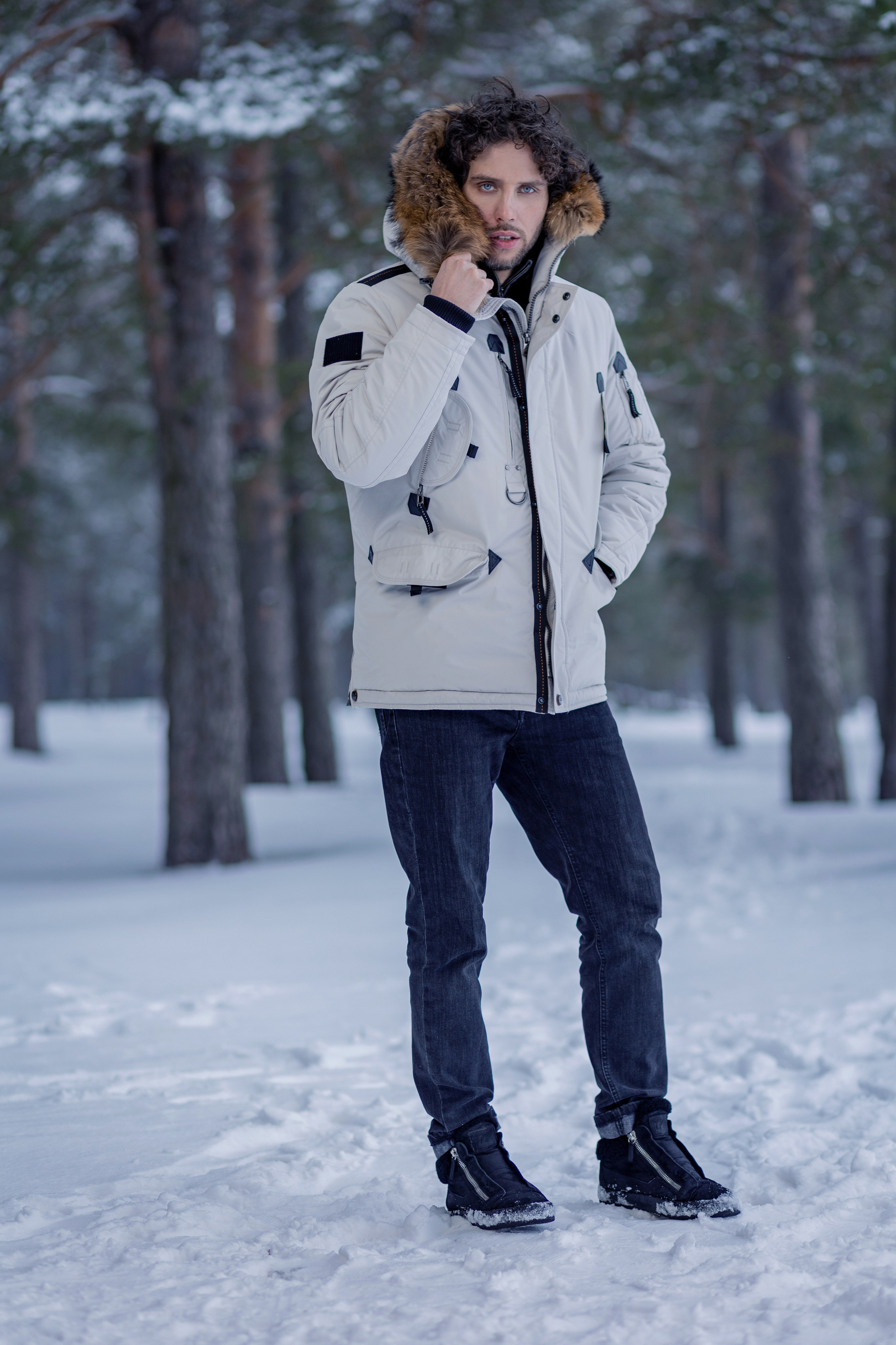 Пуховики на заливе. Креатор Ольга Яш