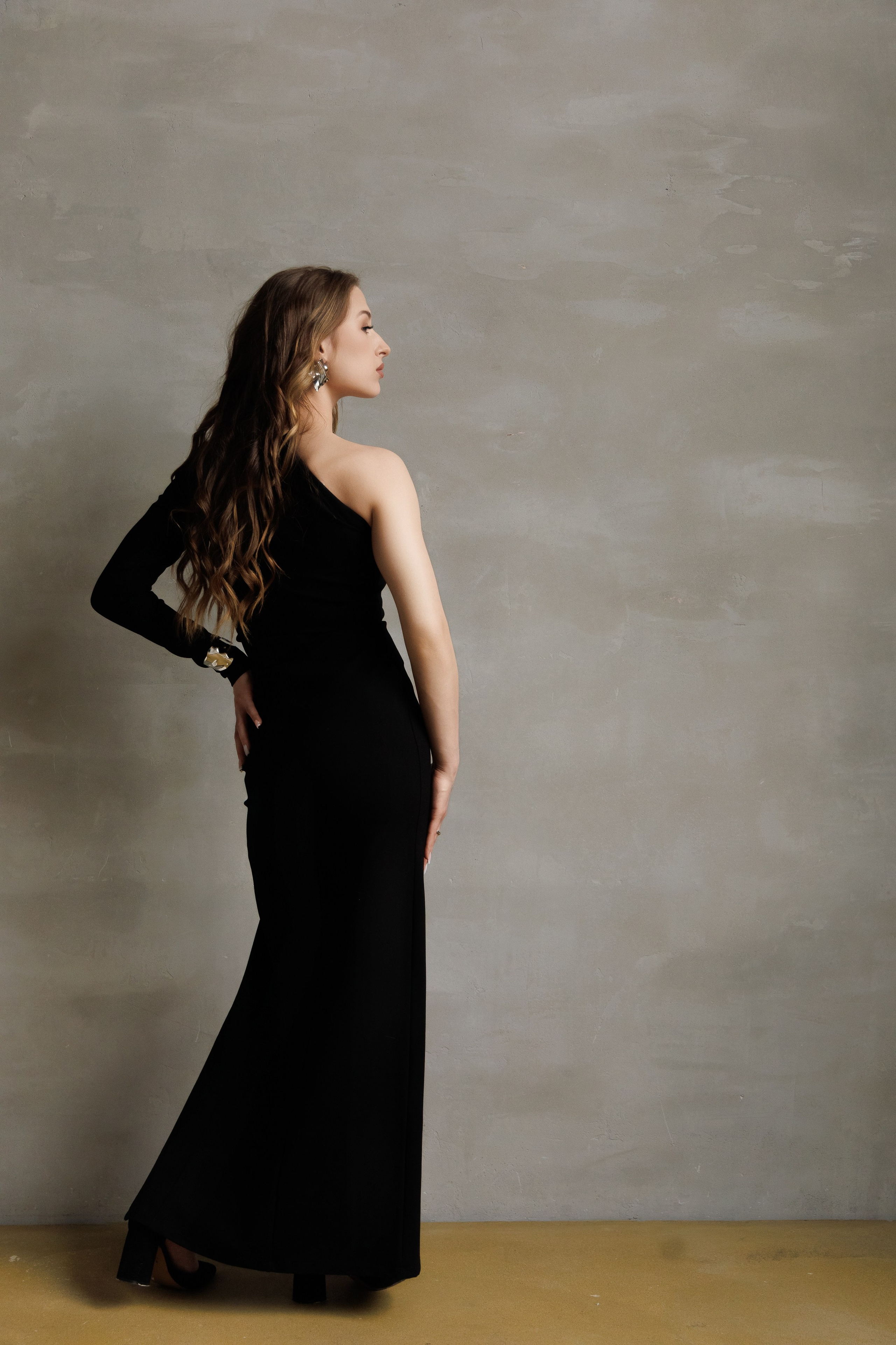 Женский и мужской фотограф в Нижнем Новгороде Наталья Латыпова. Портреты в низком ключе