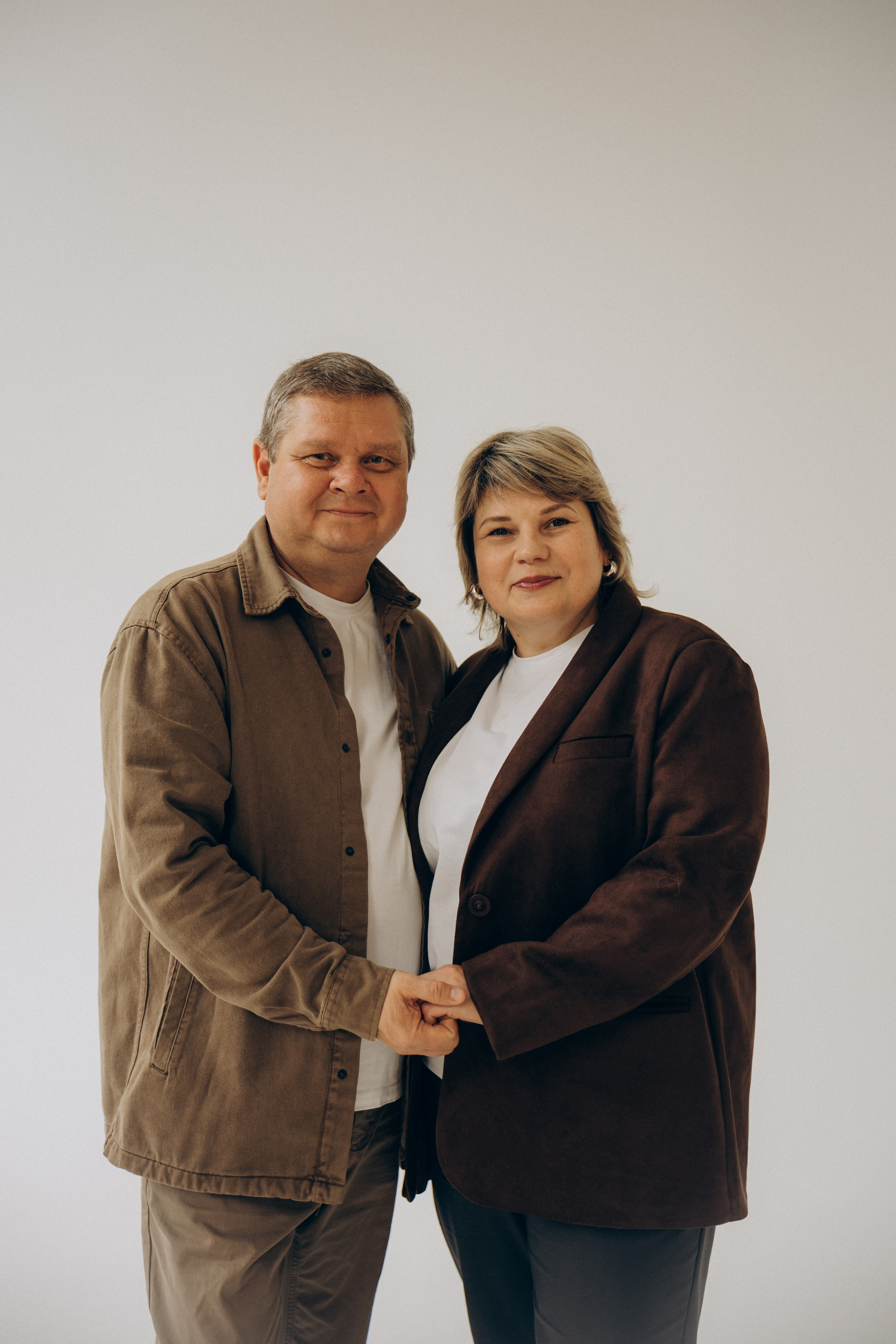 Семейная фотосессия, фотосессия поколения, фотосессия большой семьи, семейная фотосессия в студии