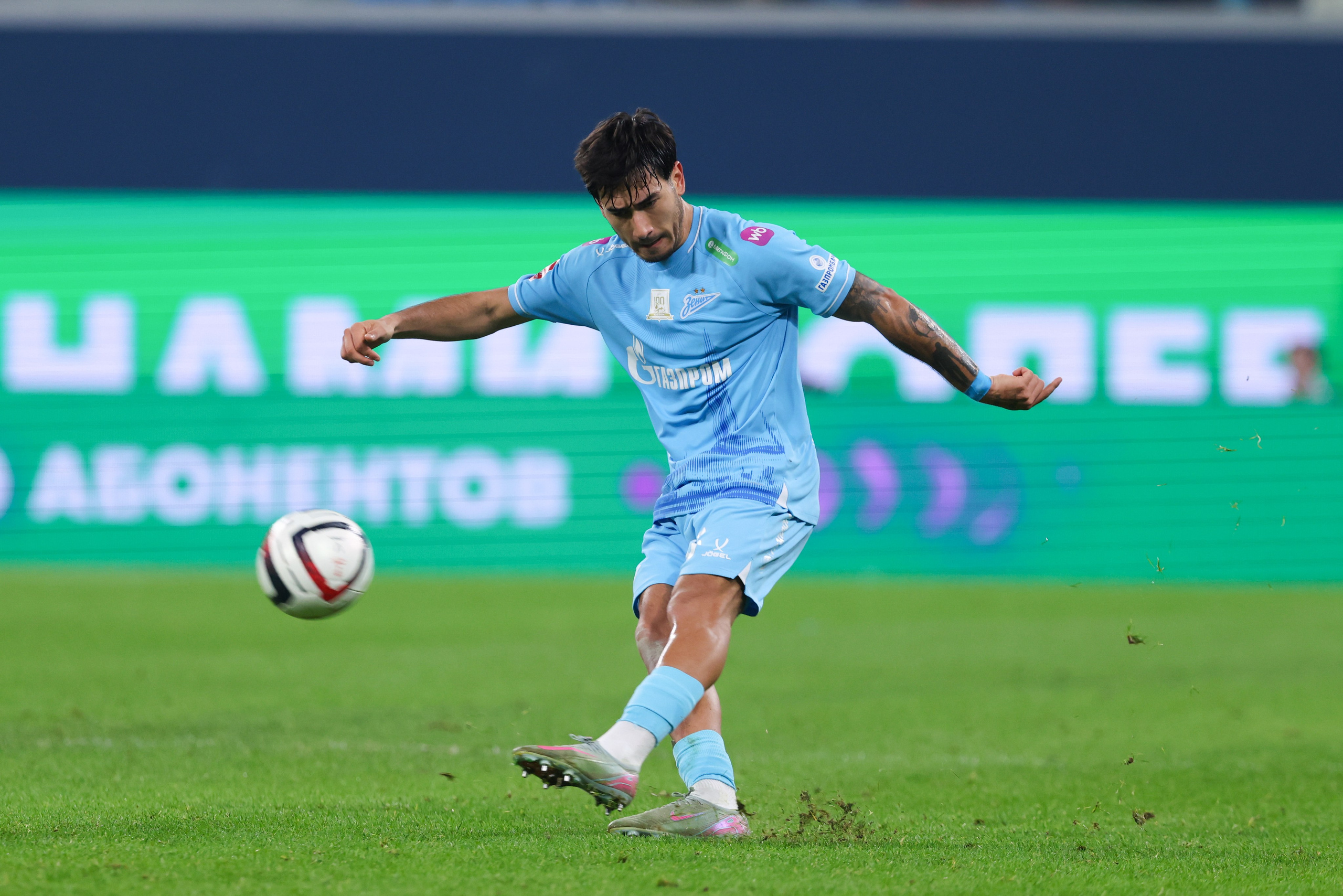 ФК «Зенит — ФК «Динамо» Москва 05.11.2025. Спортивный и репортажный фотограф Антон Тереханов