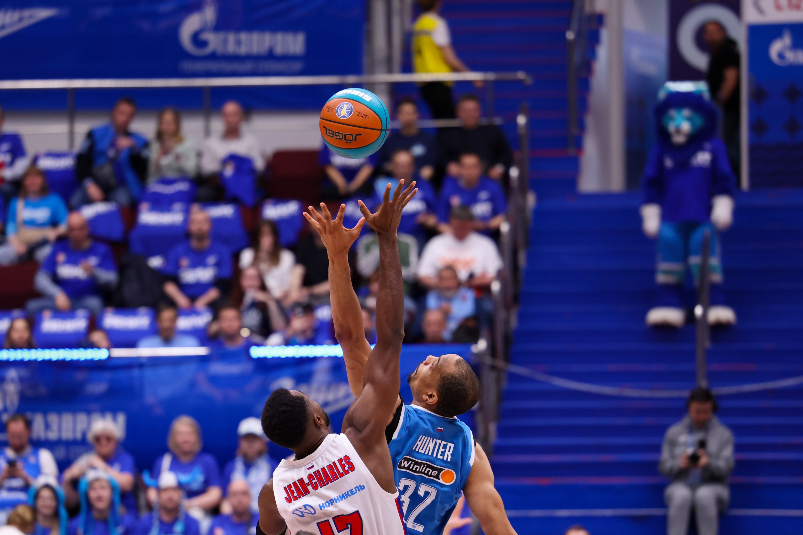 БК «Зенит» — БК «ЦСКА» финал ЕЛ ВТБ 1 игра 27.05.2025. Спортивный и репортажный фотограф Антон Тереханов