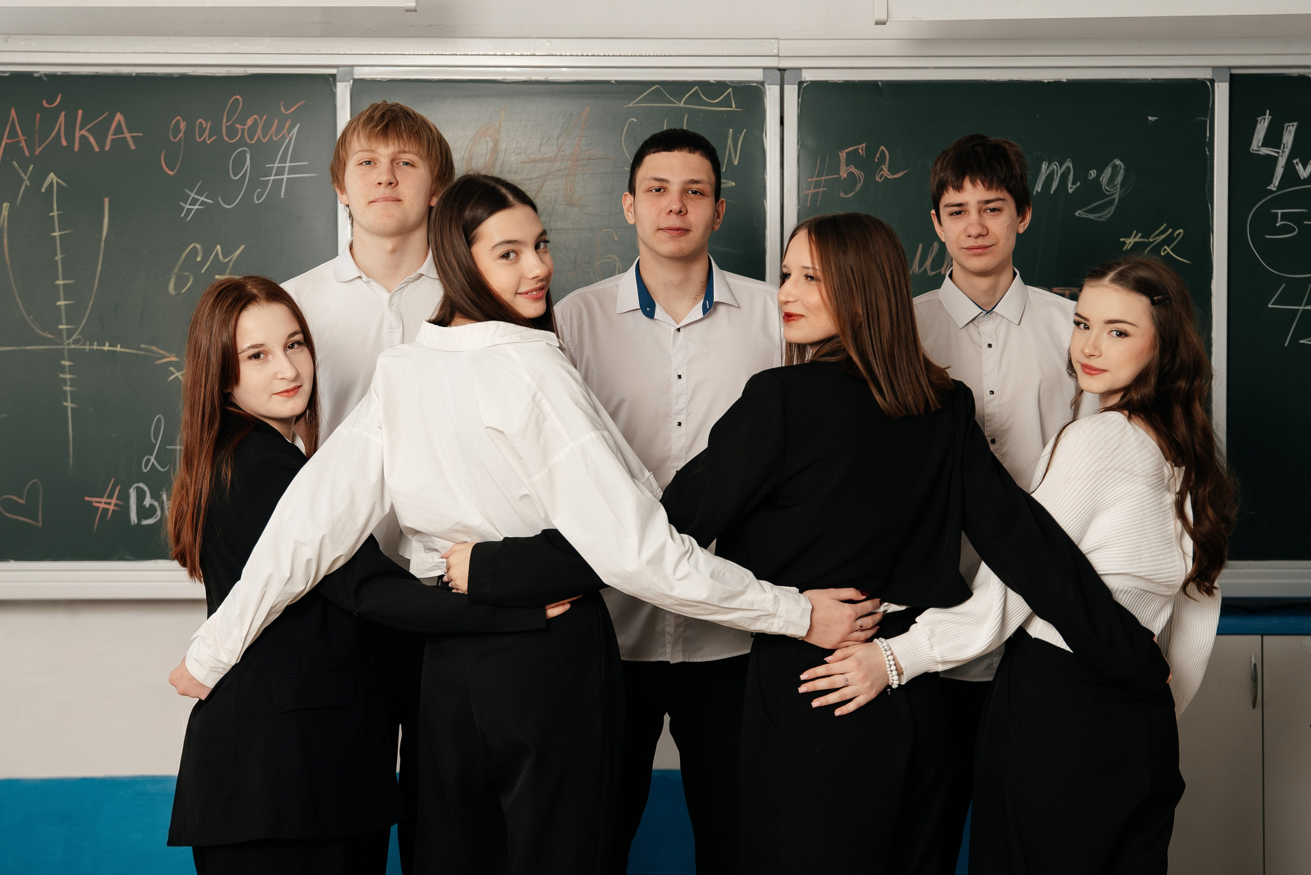 «В школе» 9 классы. Школьный фотограф в Свободном Анастасия Косицына