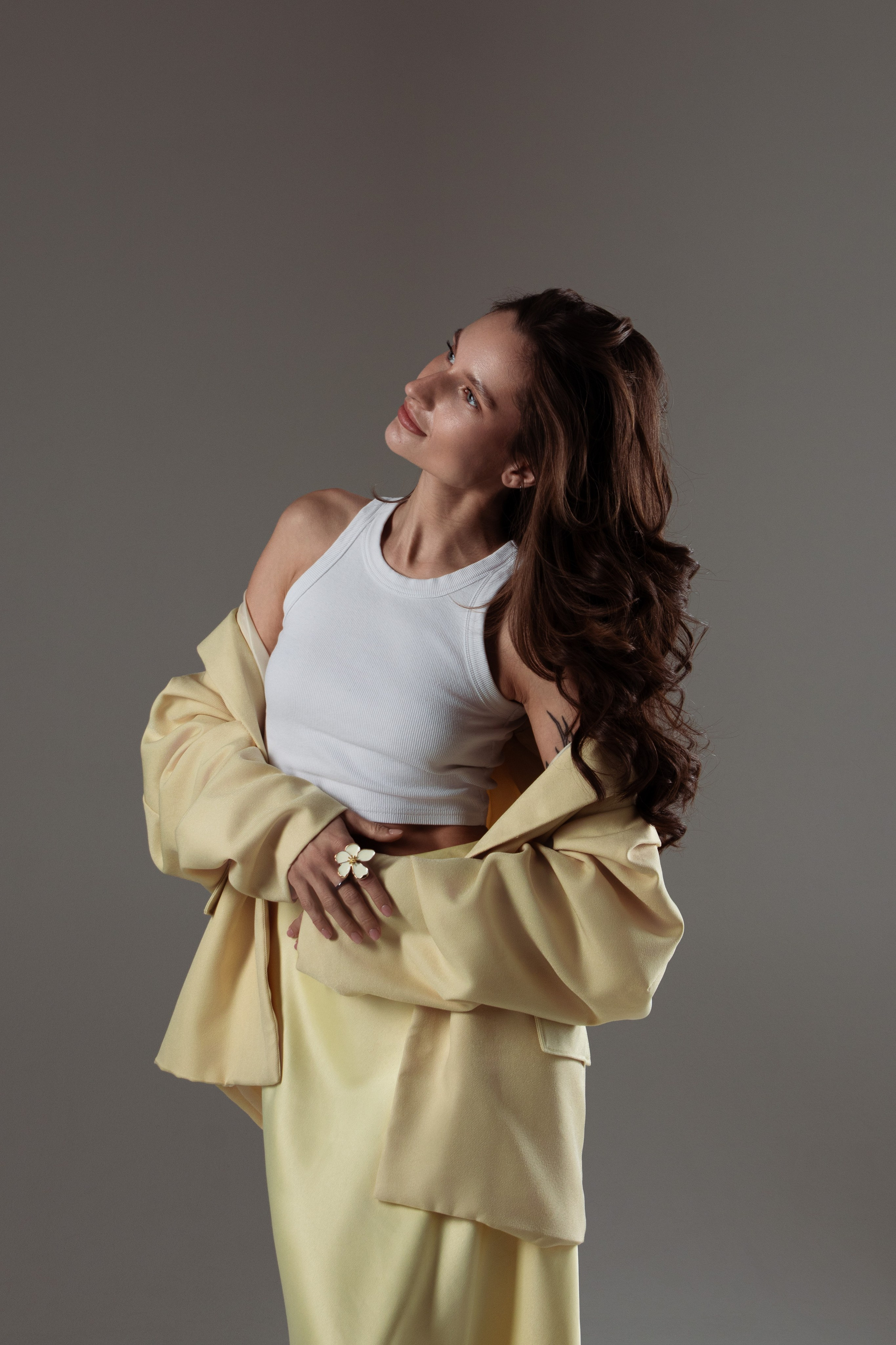 Съемка циклорама. Фотограф продюсер съемок Йолдыз Плетнева