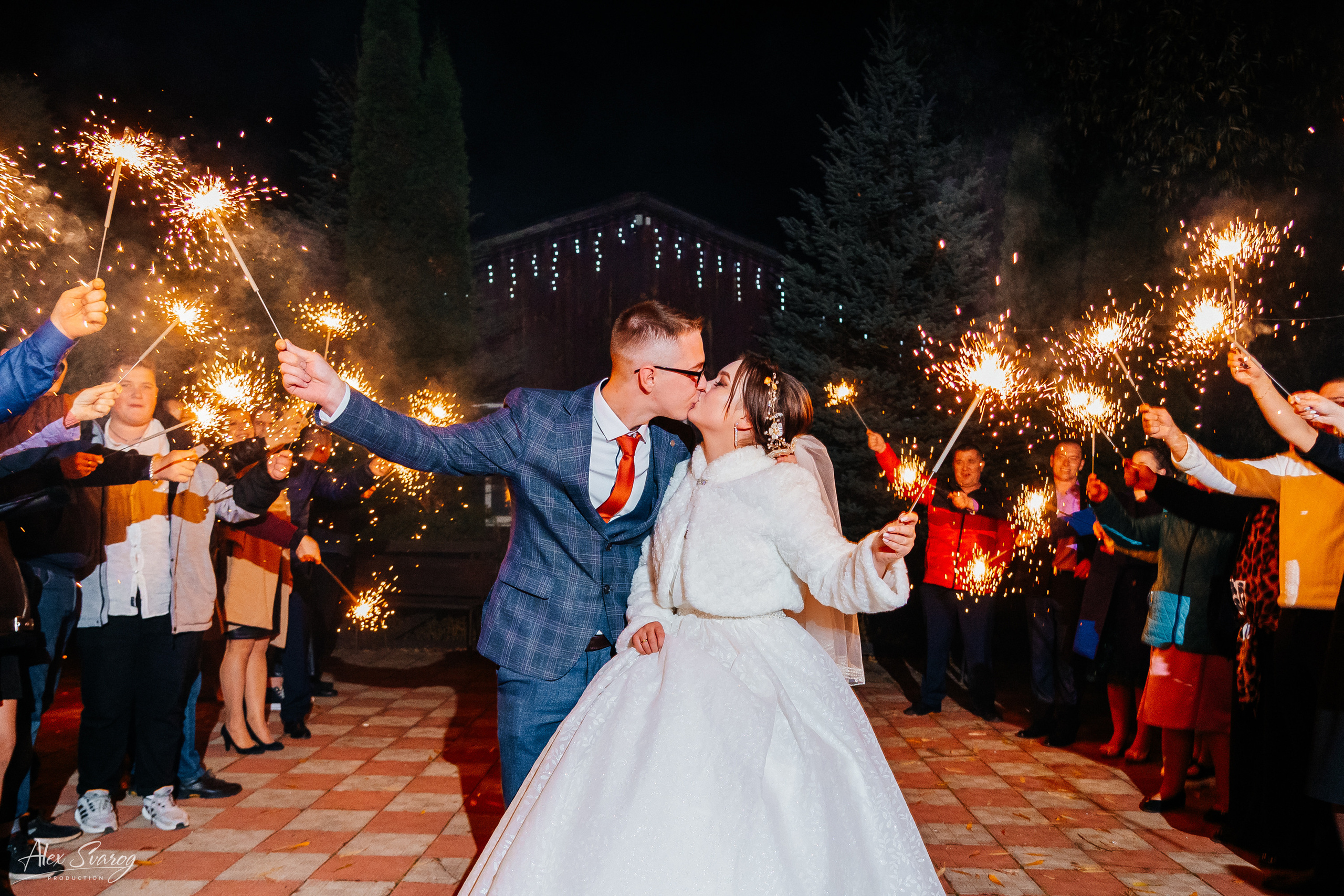 Красивые свадебные фото в Орехово-Зуево. Свадебный и репортажный фотограф-видеограф Москва и Московская область