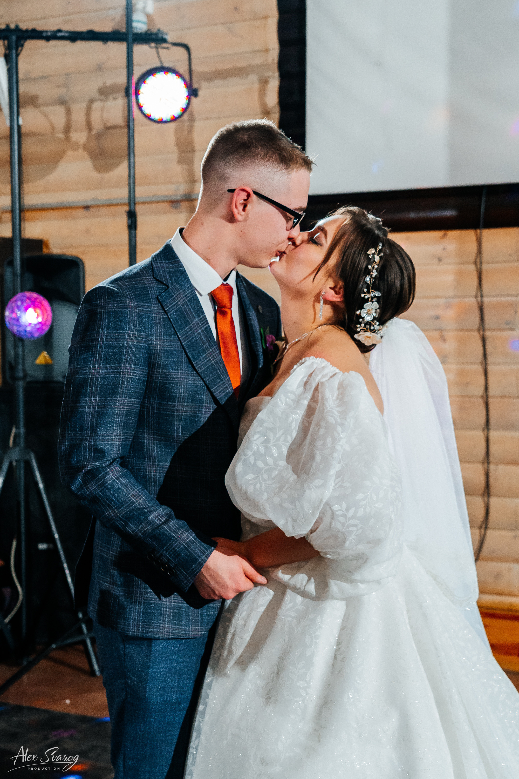 Красивые свадебные фото в Орехово-Зуево. Свадебный и репортажный фотограф-видеограф Москва и Московская область