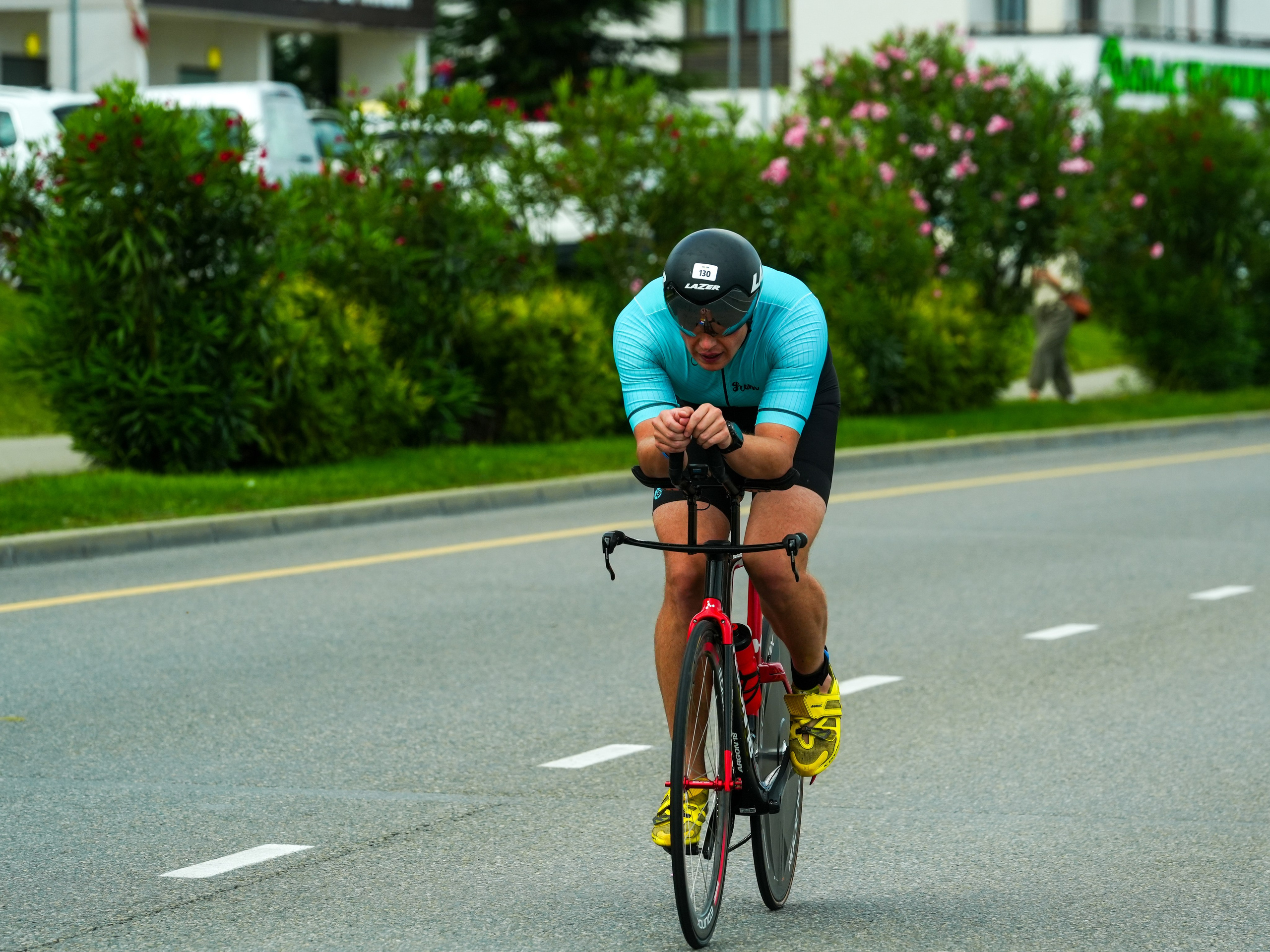 Фотоотчет партнерской интеграции для компании TELE2 на фестивале Ironstar. Репортажный фотограф в Красной Поляне и Сочи Павлюченко Екатерина