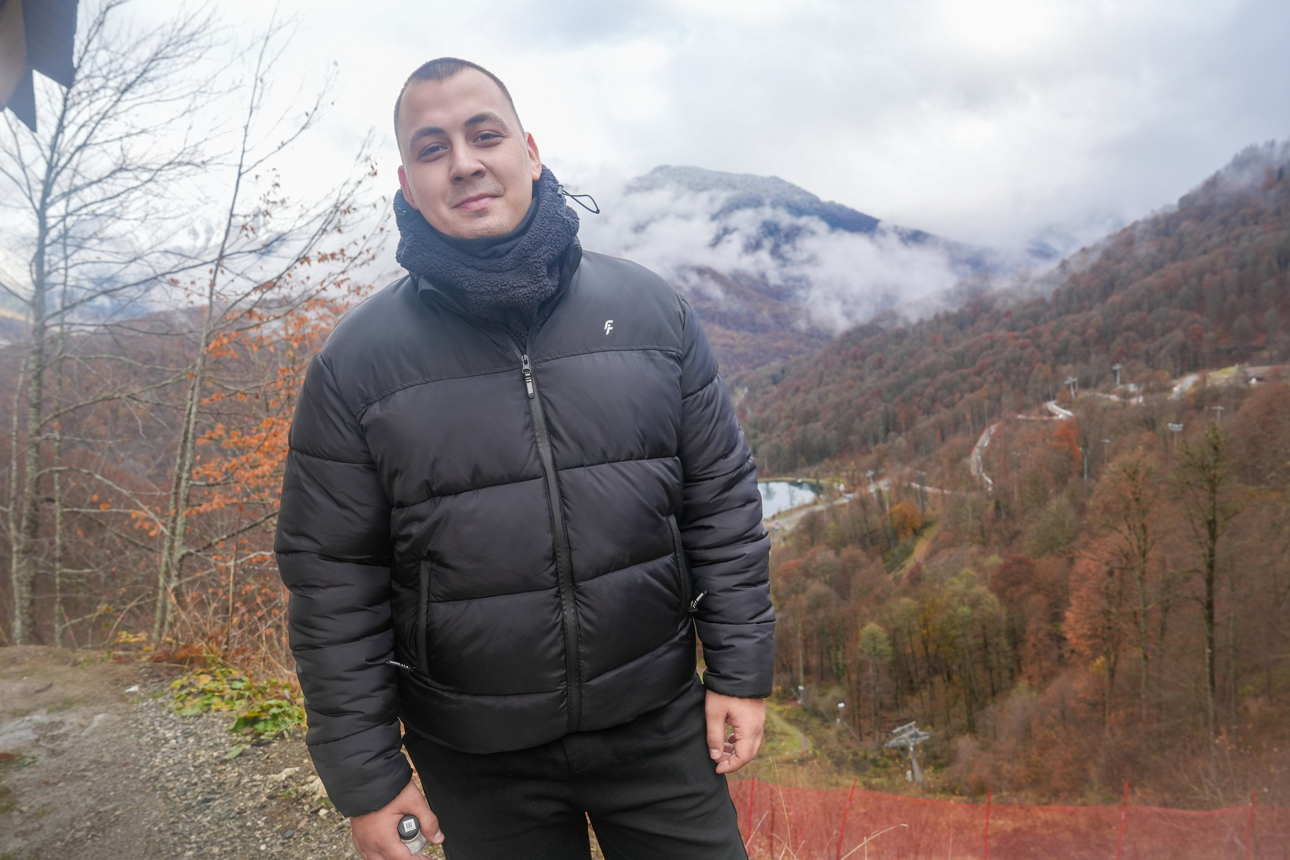 MICE мероприятие — хайкинг на курорте Роза Хутор. Репортажный фотограф в Красной Поляне и Сочи Павлюченко Екатерина