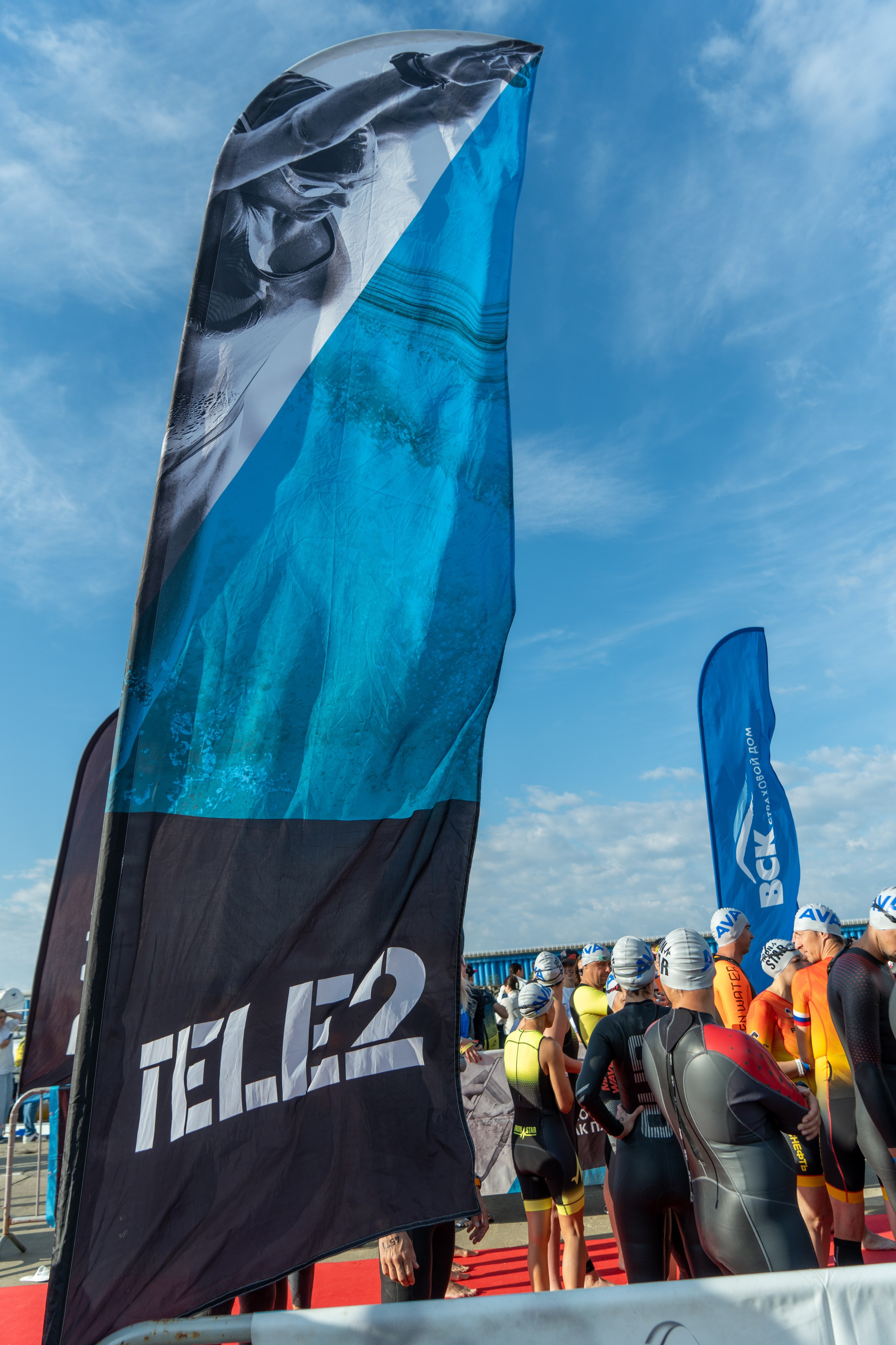 Фотоотчет партнерской интеграции для компании TELE2 на фестивале Ironstar. Репортажный фотограф в Красной Поляне и Сочи Павлюченко Екатерина