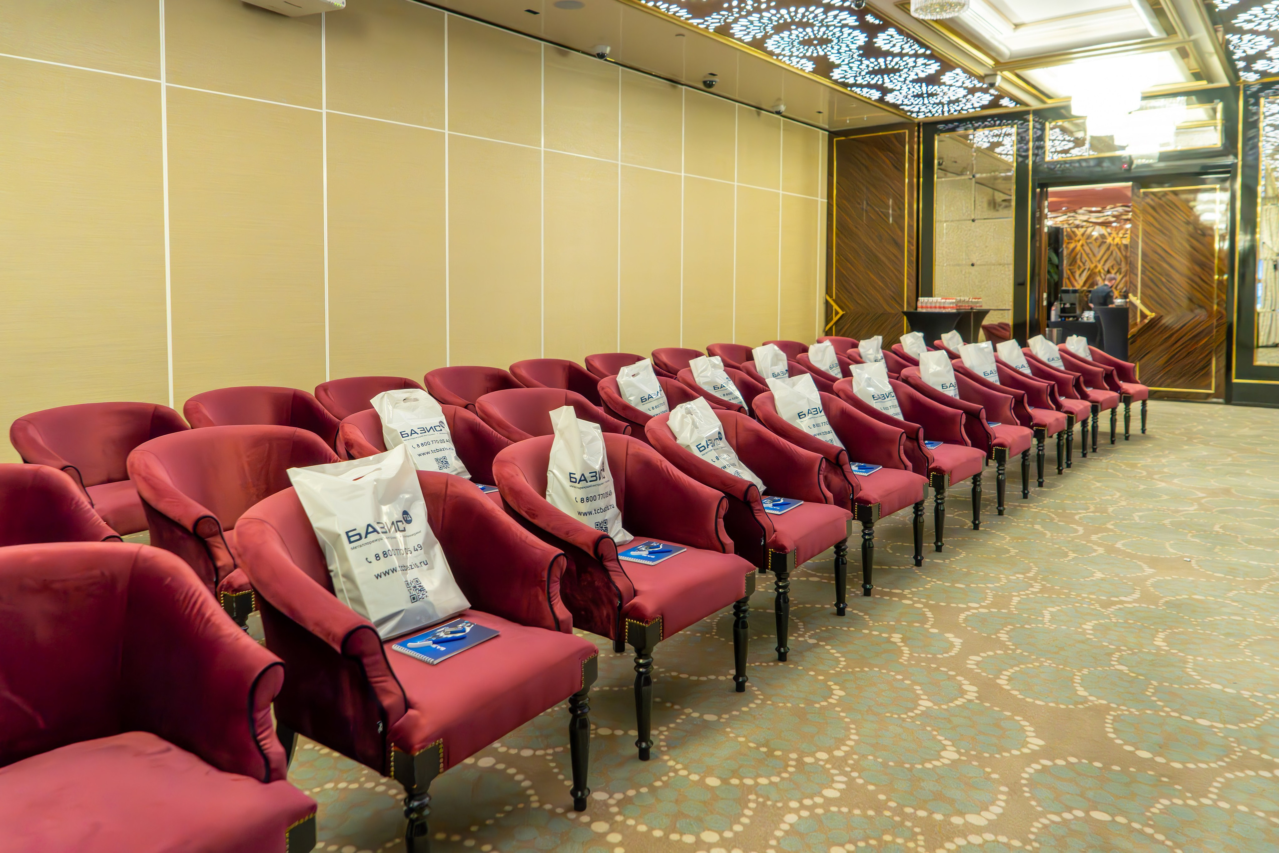 MICE мероприятие для компании «Базис». Репортажный фотограф в Красной Поляне и Сочи Павлюченко Екатерина