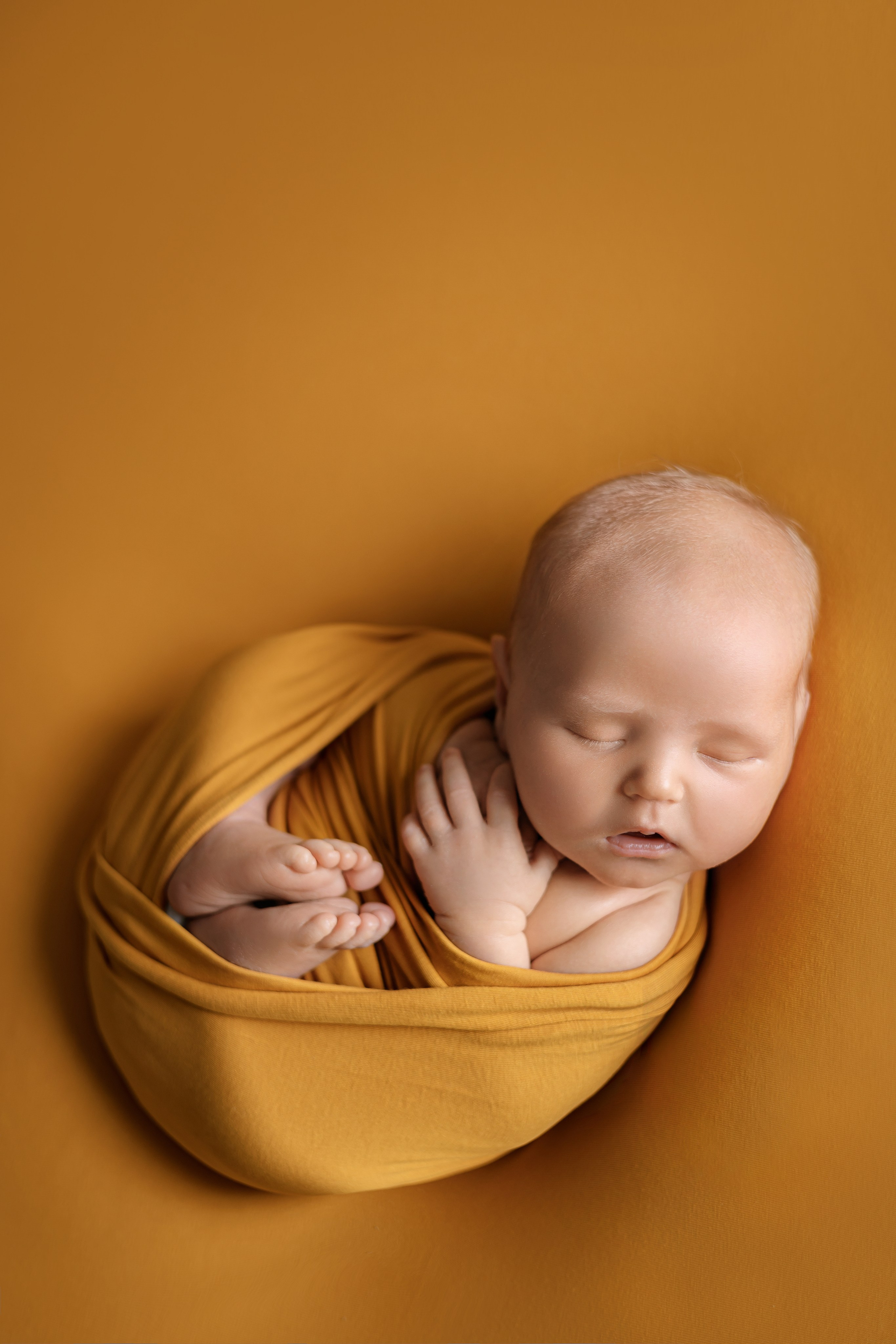 Максим. Евгения Горбунова фотограф новорожденных в Новом Уренгое