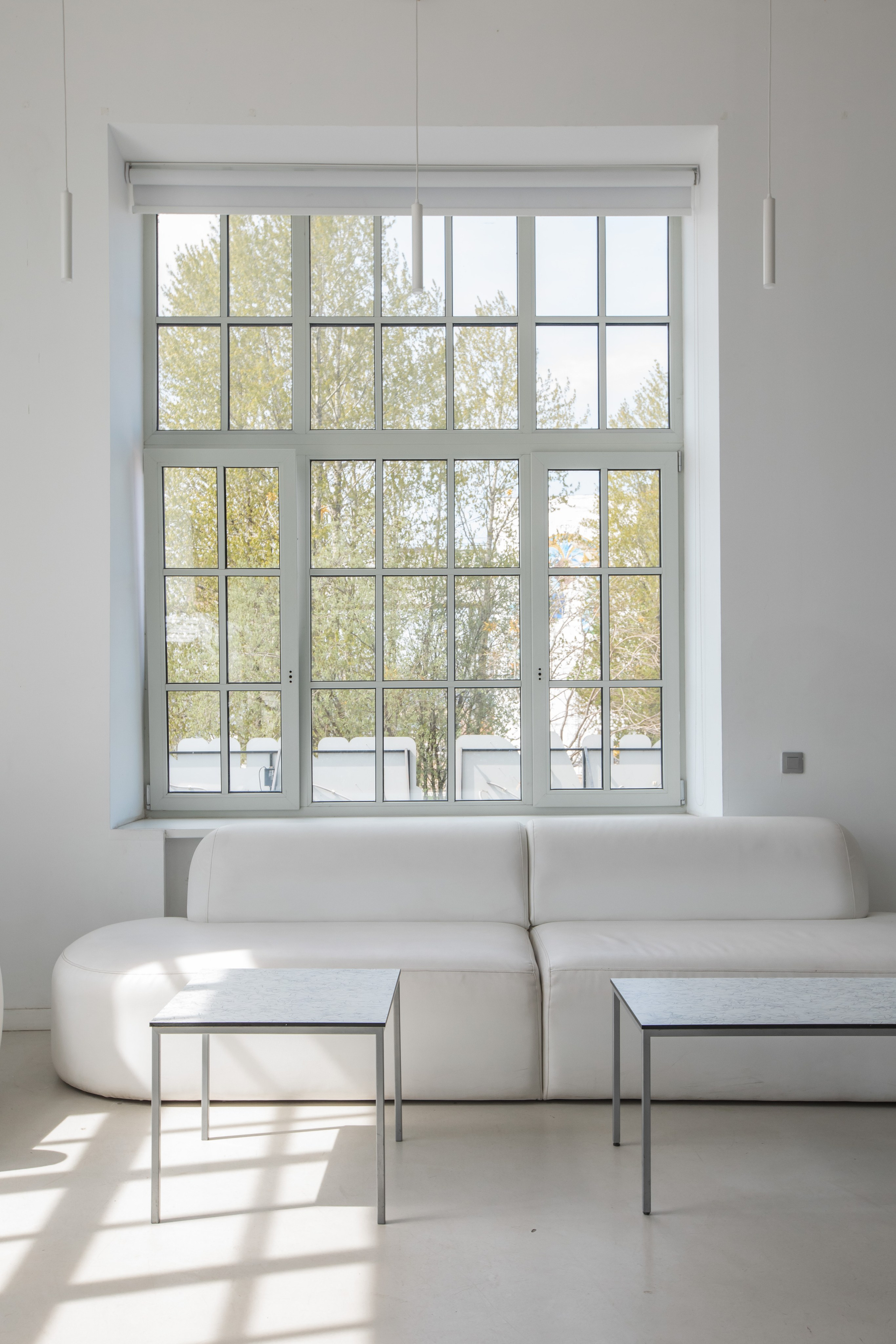 Mr. White (лето). Аренда лофта в СПб для мероприятий