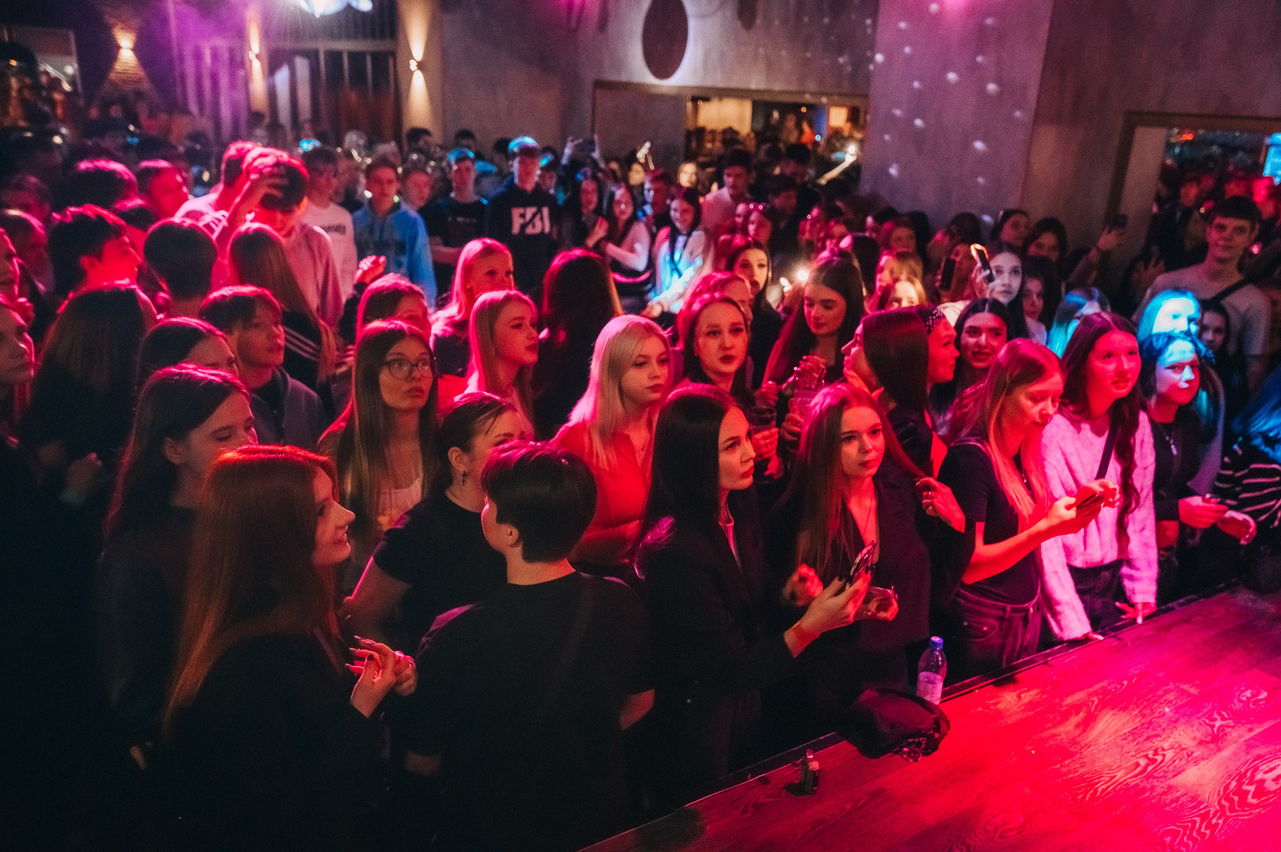 8 MARCH WOMENS DAY PARTY. Фотограф в Кемерово Владислав Шульц