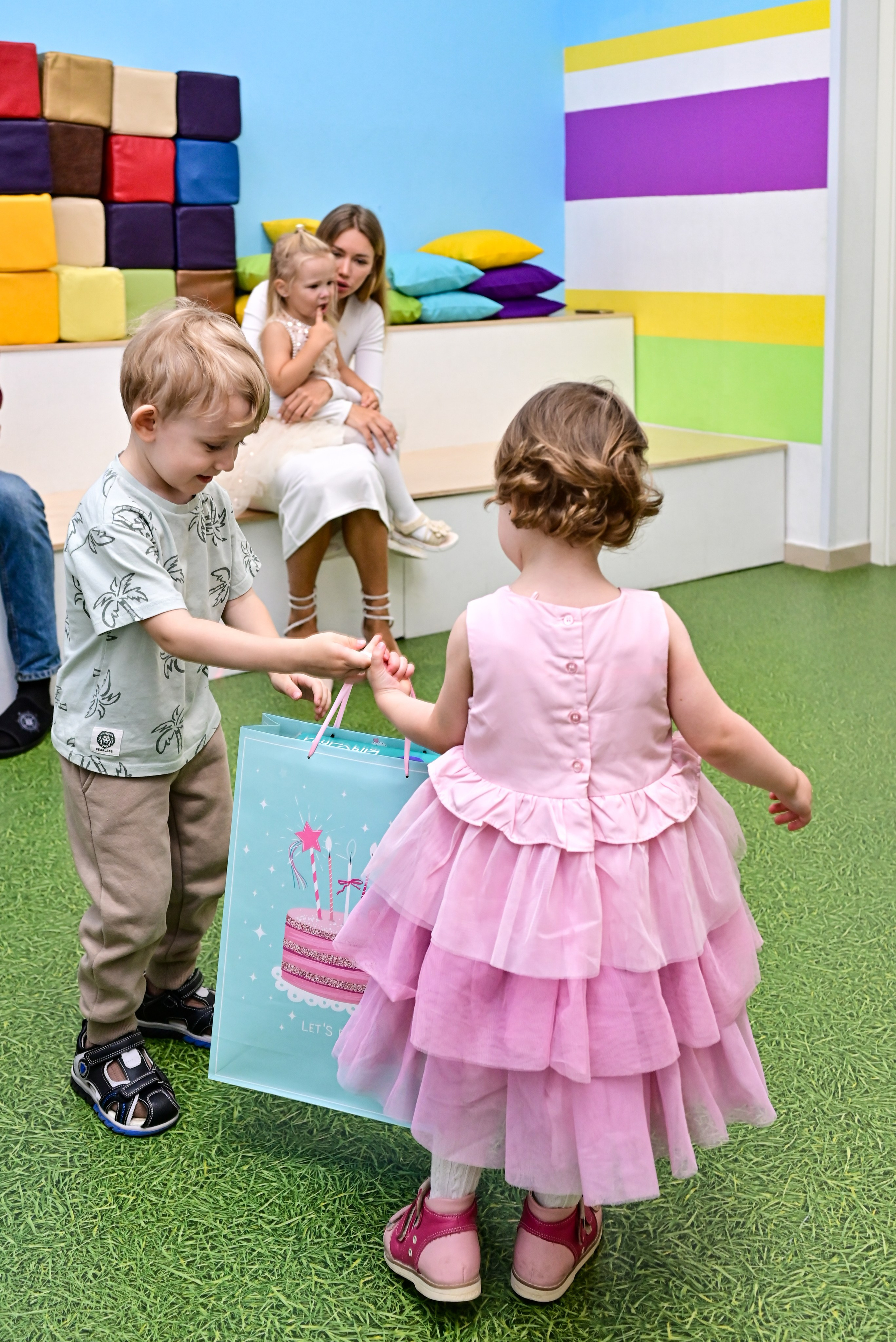 День рождения Мирославы. Семейный и детский фотограф Лариса Ерданова в Екатеринбурге