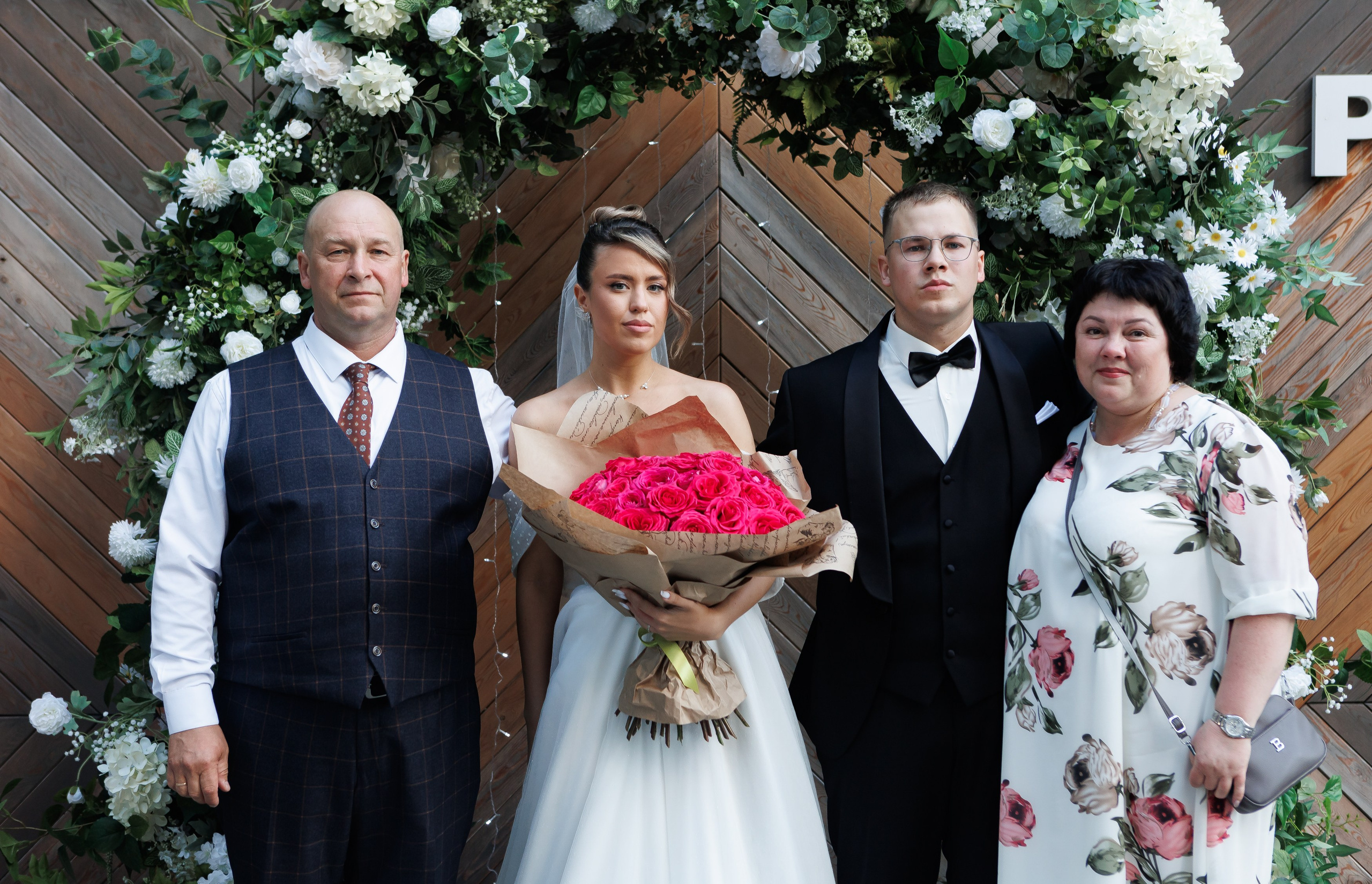 Свадебный фотограф Нижний Новгород. Свадебный и контент фотограф в Нижнем Новгороде Владимир Пресняков