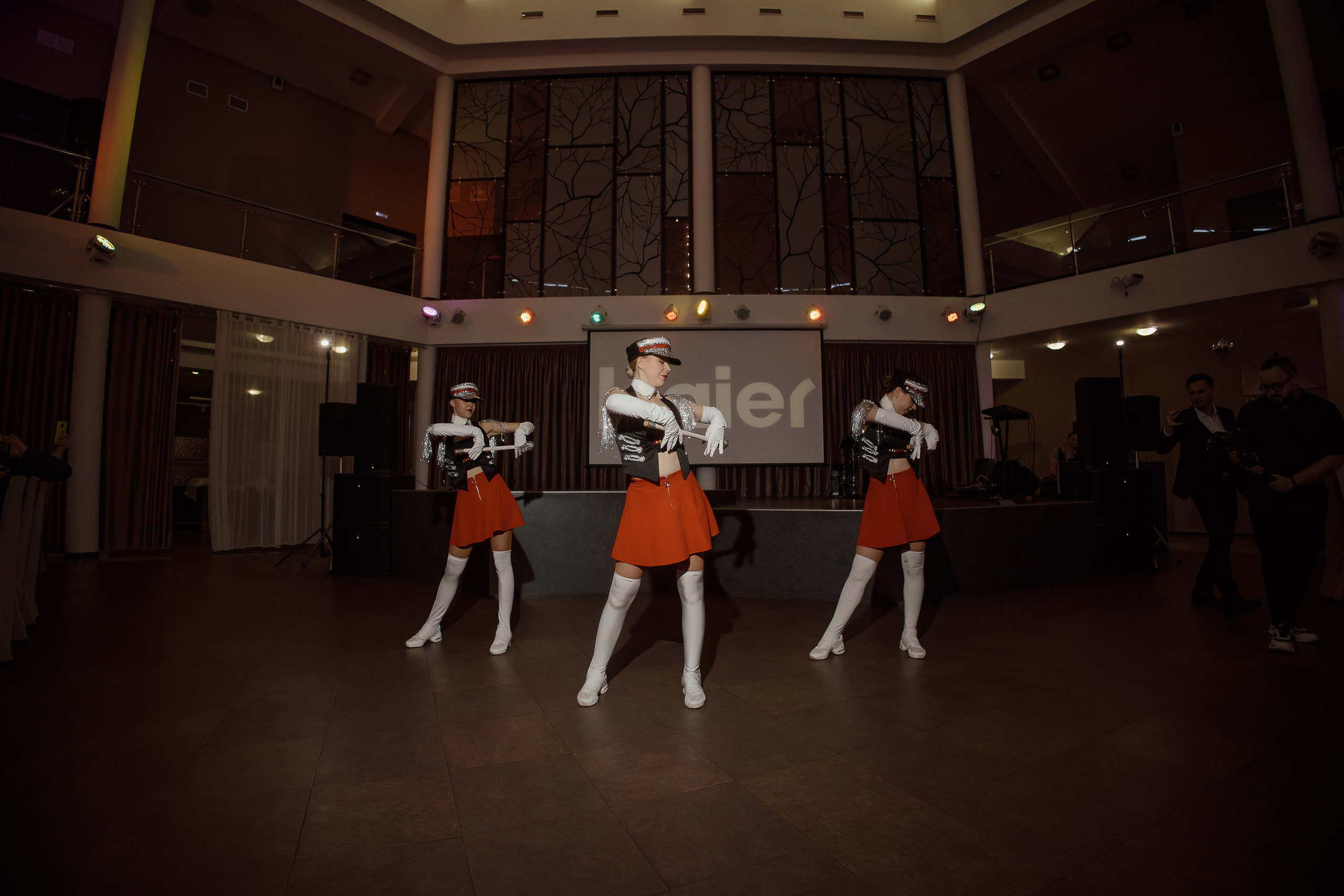 Haier. Свадебный фотограф