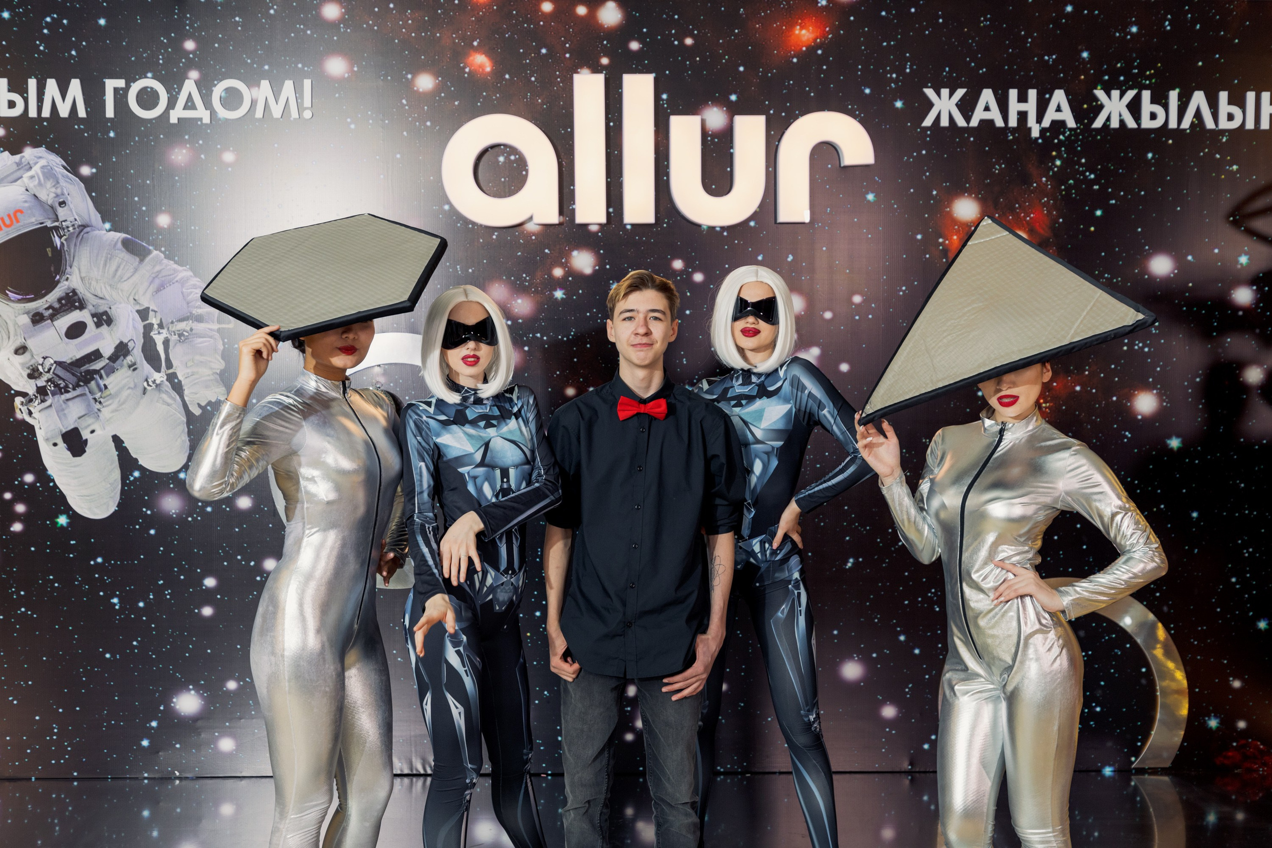 Корпоратив Allure 2023. Репортажный фотограф в Астане — Диана Калтаева, портретный фотограф