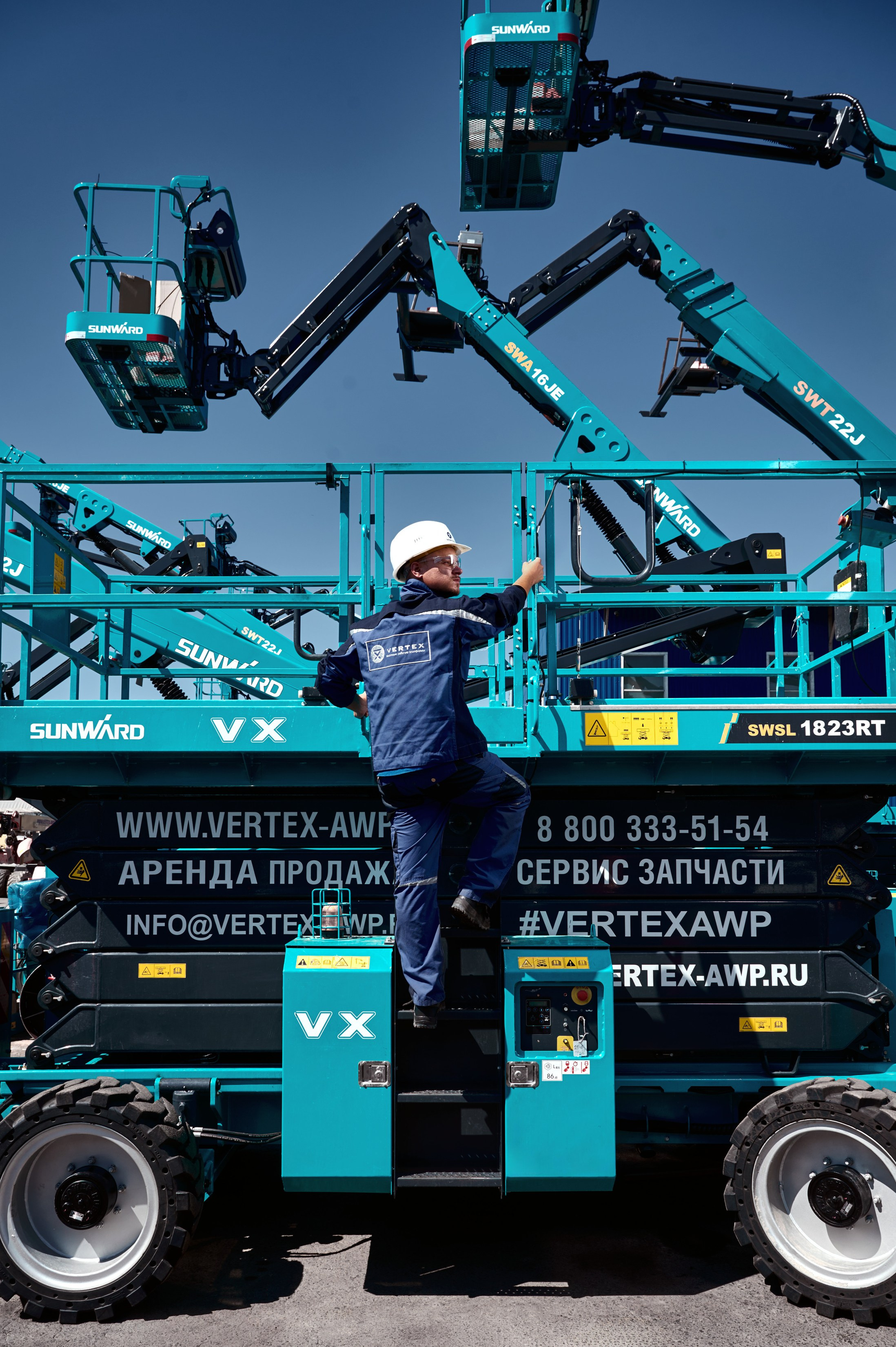 Фотосессия для компании Vertex в Москве