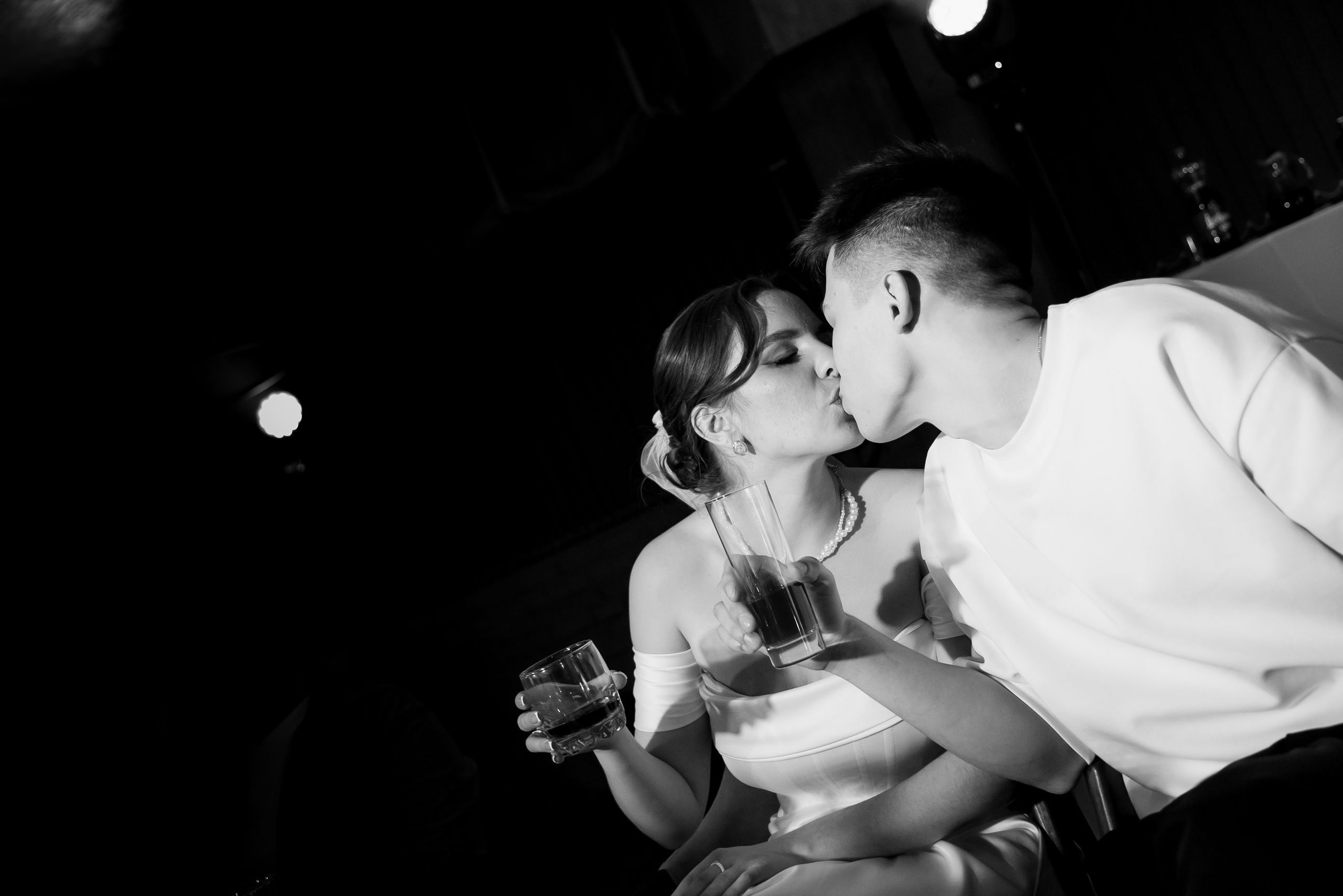 Владислав и Амина. Фотограф Новосибирск Вероника Вишневская