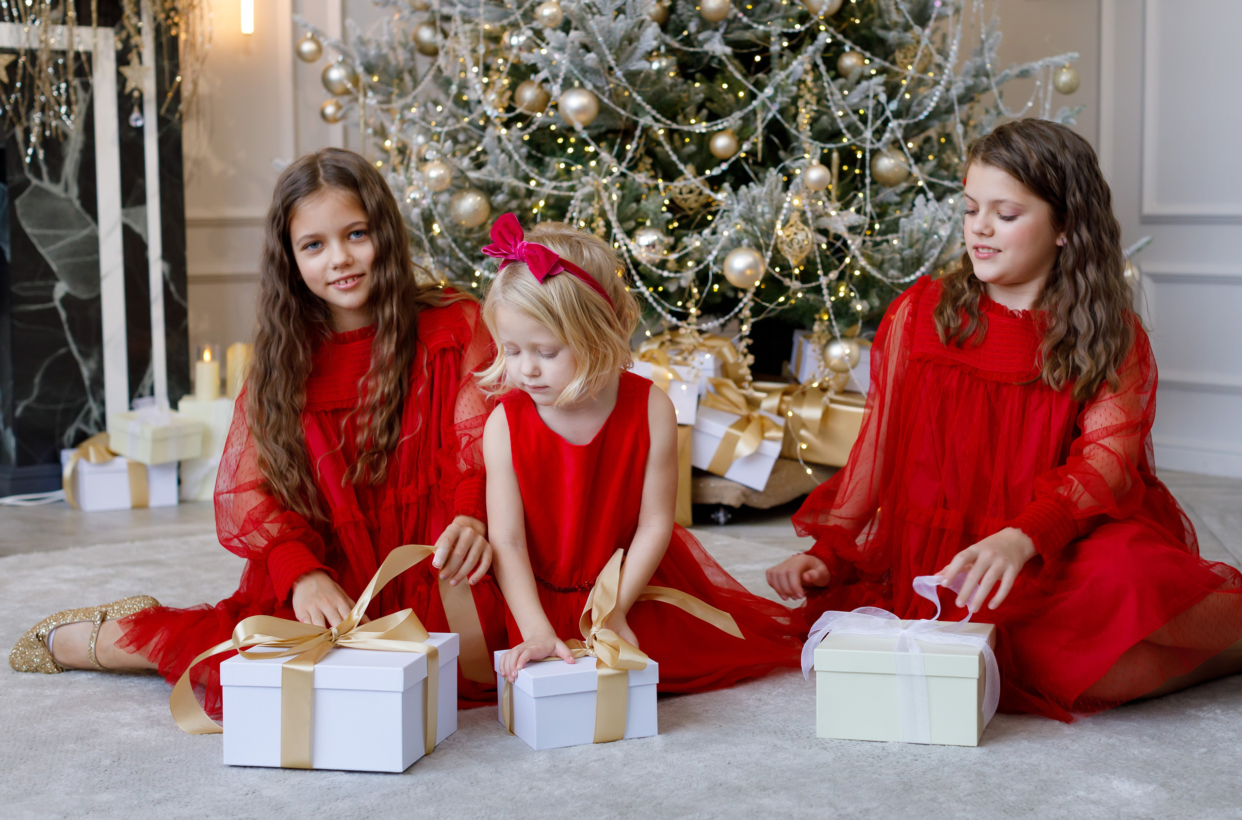 Семейная новогодняя съёмка в студии. Портретный и семейный фотограф Юлия Герман