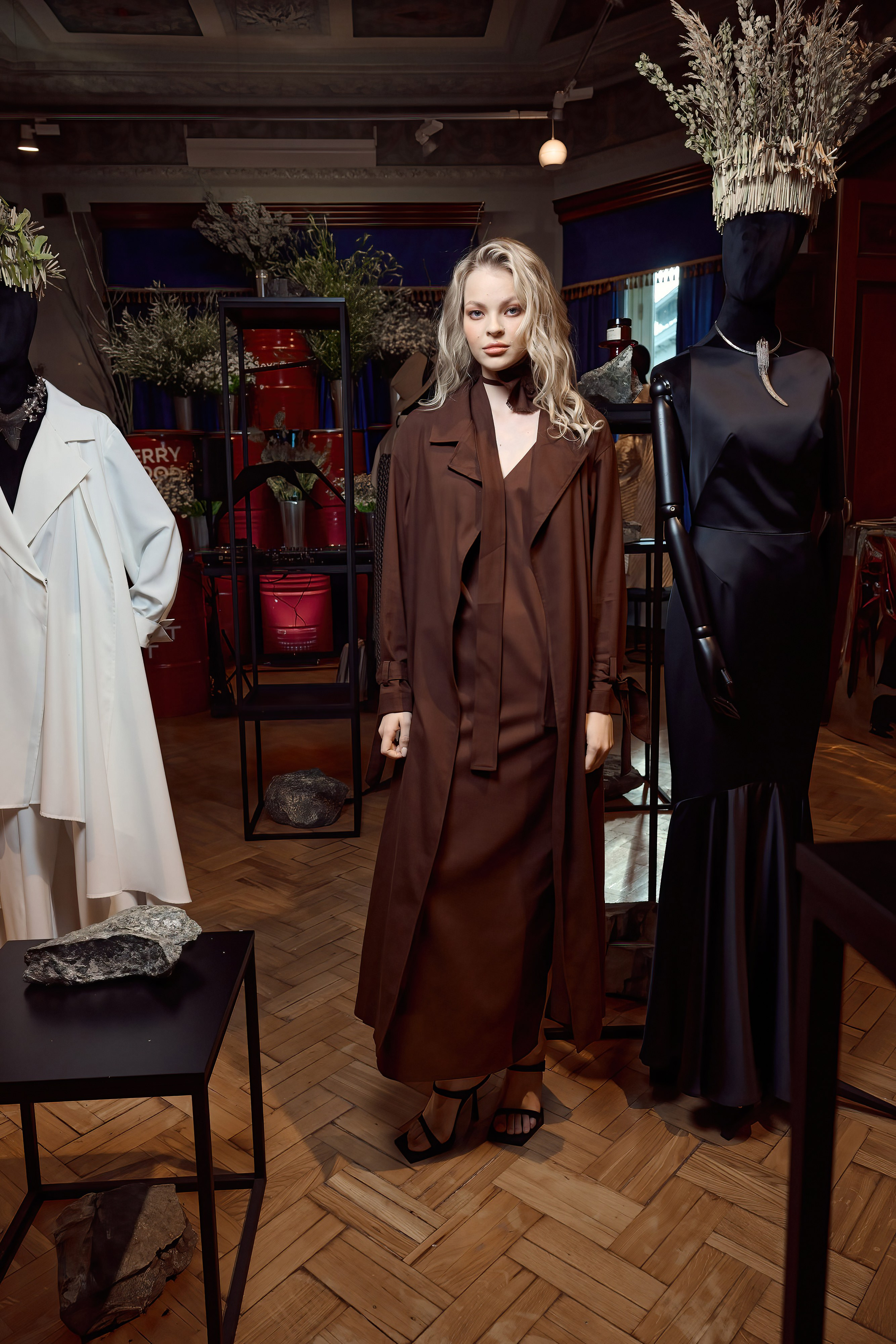 FHUB.2023. Дима Бабушкин. Фотограф. Подиум. Репортаж. Творчество. Дорого