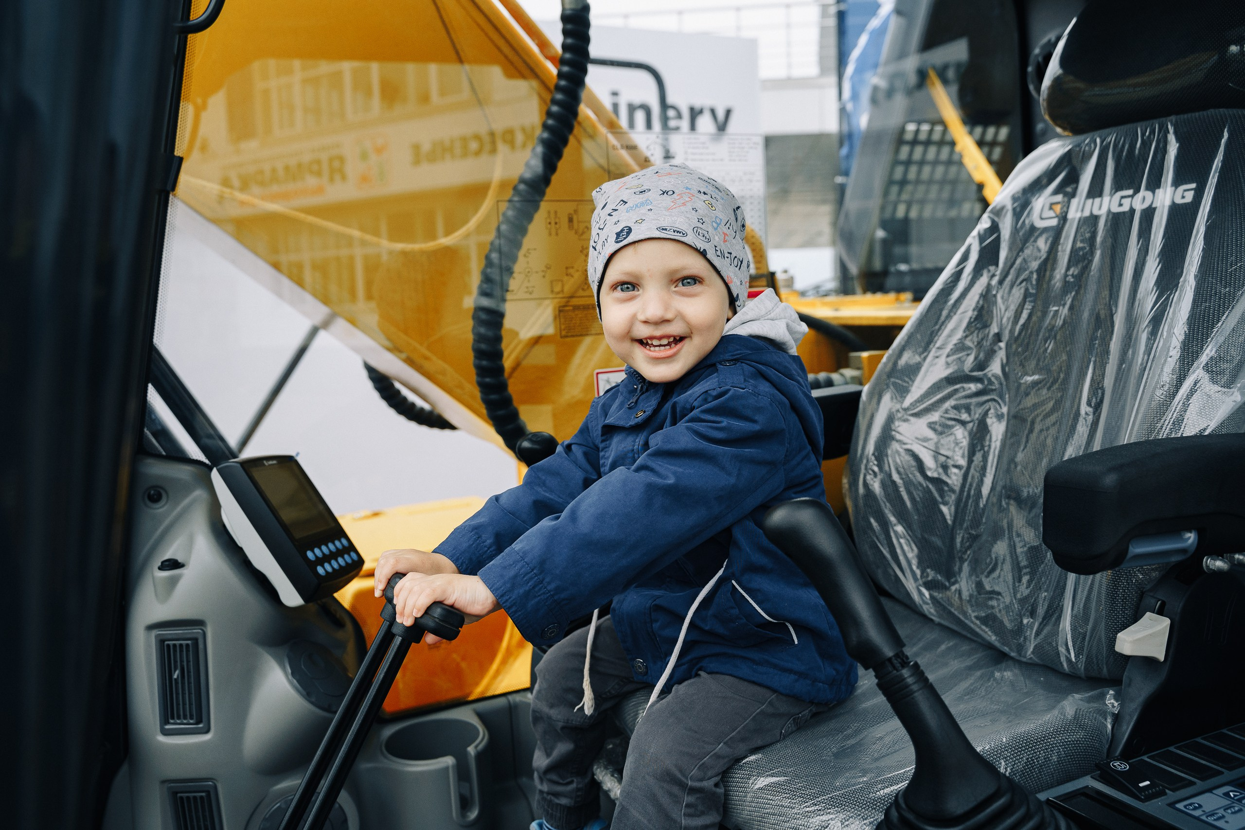 ДальМашинери|Репортаж. ФОТОГРАФ НА МЕРОПРИЯТИЕ ОТ СОЛЬ МЕДИА PRODUCTION