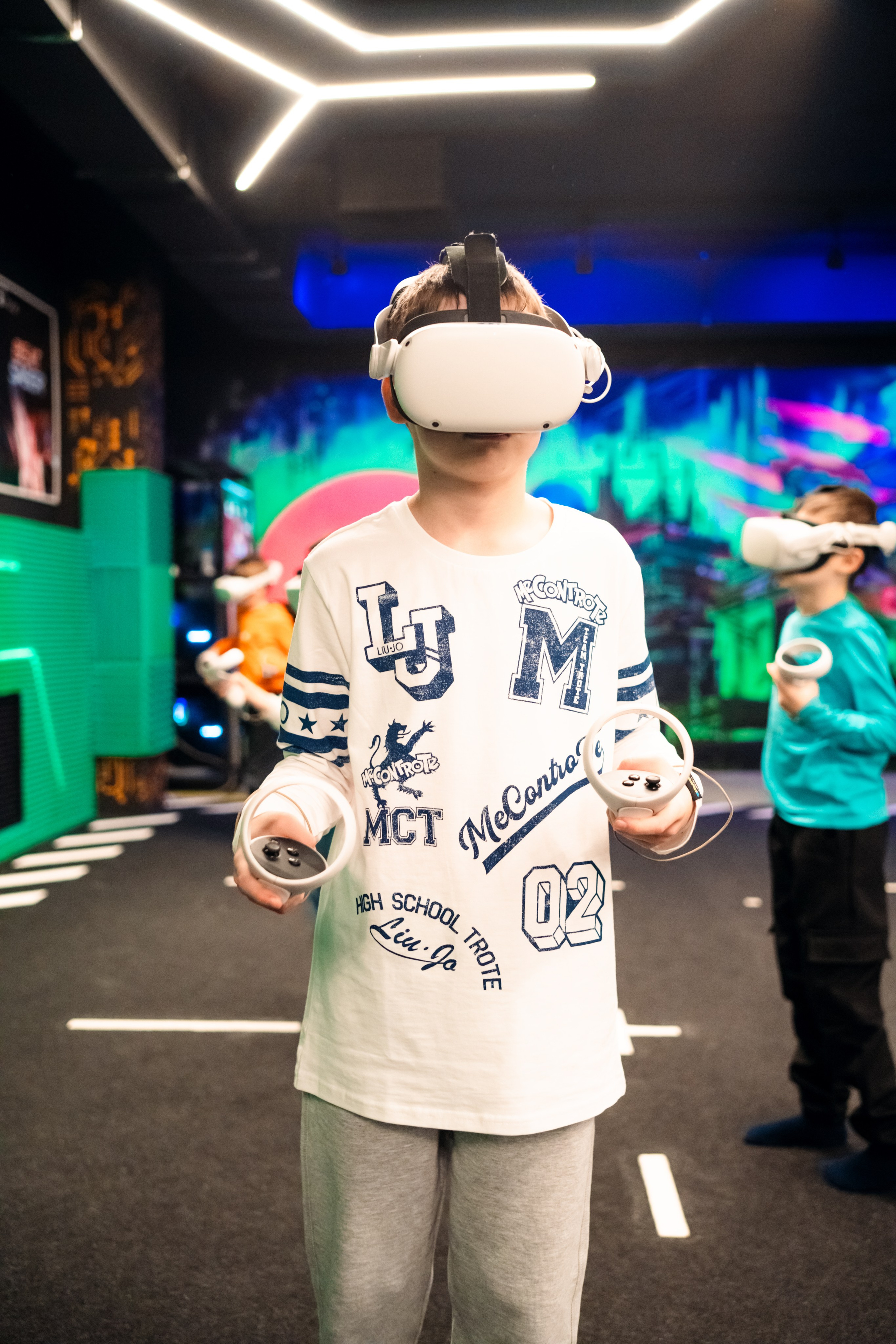 VR (November-December 2024). Felixtones