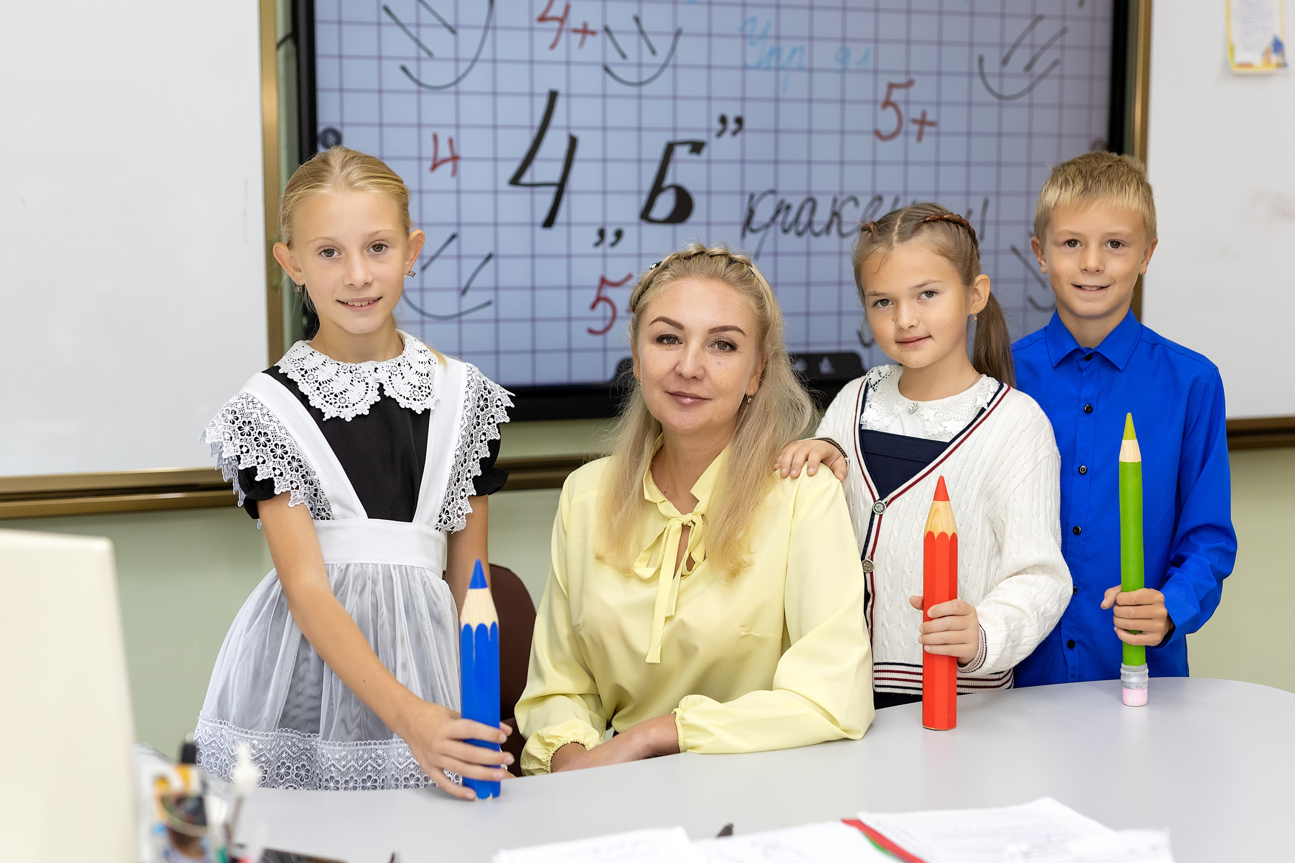 Школа № 4 имени В. Н. Косова, 4б. п.Тавричанка. Стильный выпускной альбом Владивосток фотограф Вероника Мигачева