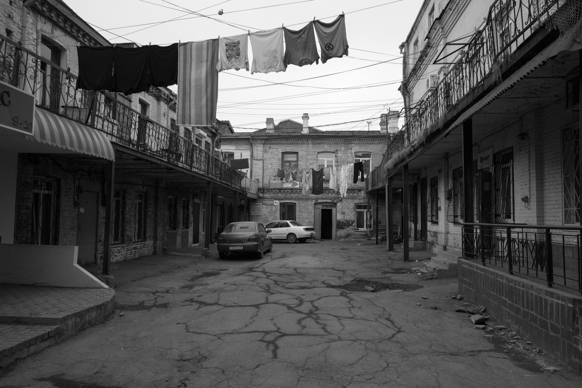 Владивосток, старый город. Фотограф Алексей Скоробогатько